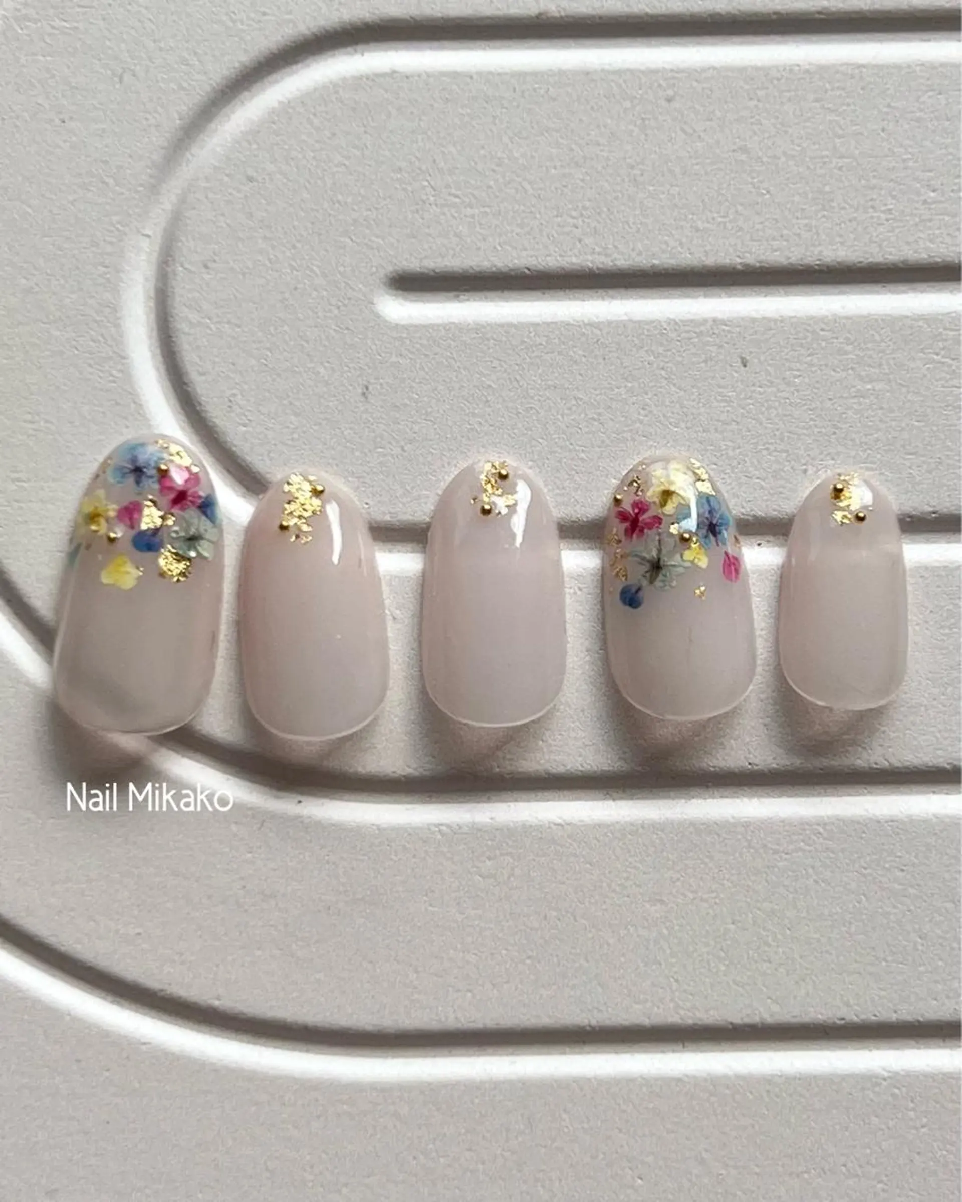 ネイル ニュアンスネイル Nail Mikakoのネイルデザイン