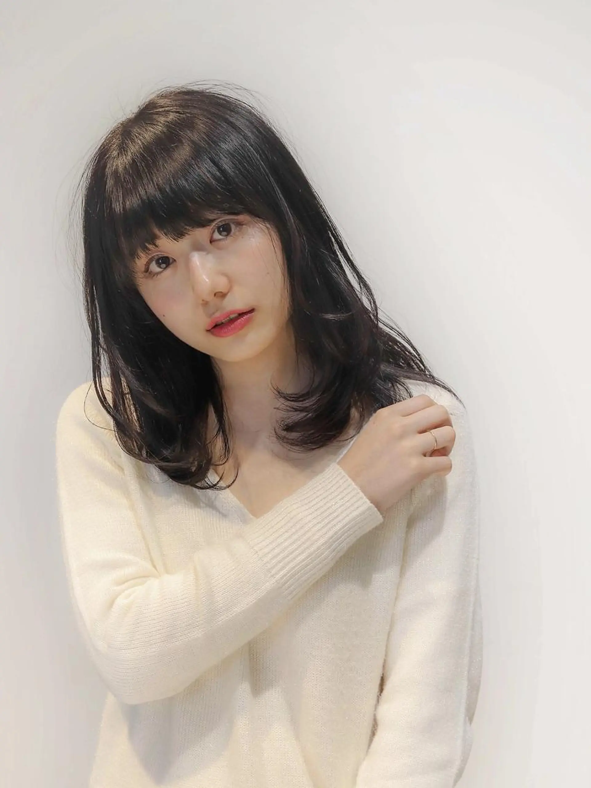 セミロング ボブ くせ毛 斜めバング 外国人風カラー 伸ばしかけ カット ヘアカラー トリートメント 髪質改善🌈縮毛矯正 荻原　達矢のヘアスタイル
