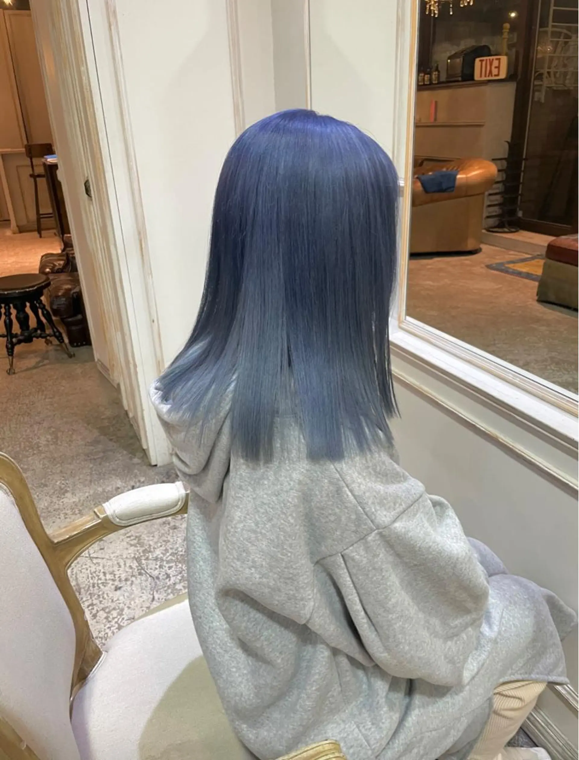 セミロング ヘアカラー トリートメント 🔥女子ウケ🔥 メンズカットRIOのヘアスタイル