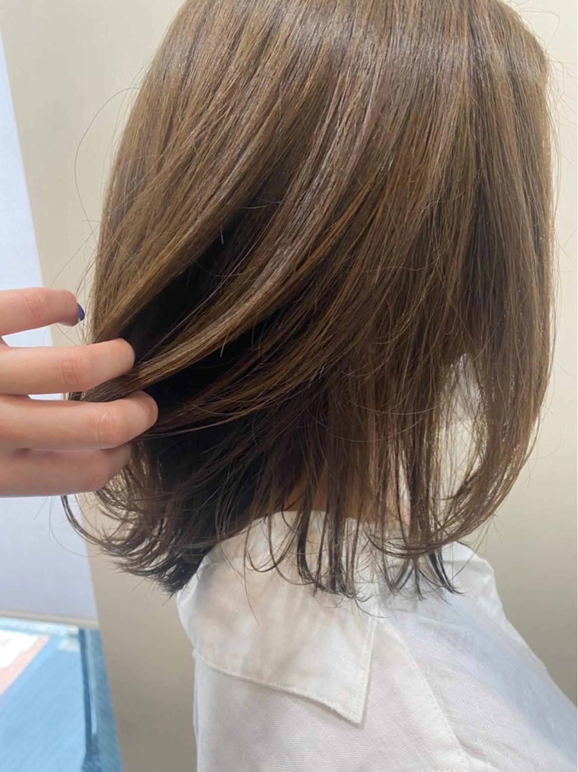 ミディアム カラー ベージュカラー オリーブベージュ 藤原 侑香のヘアスタイル