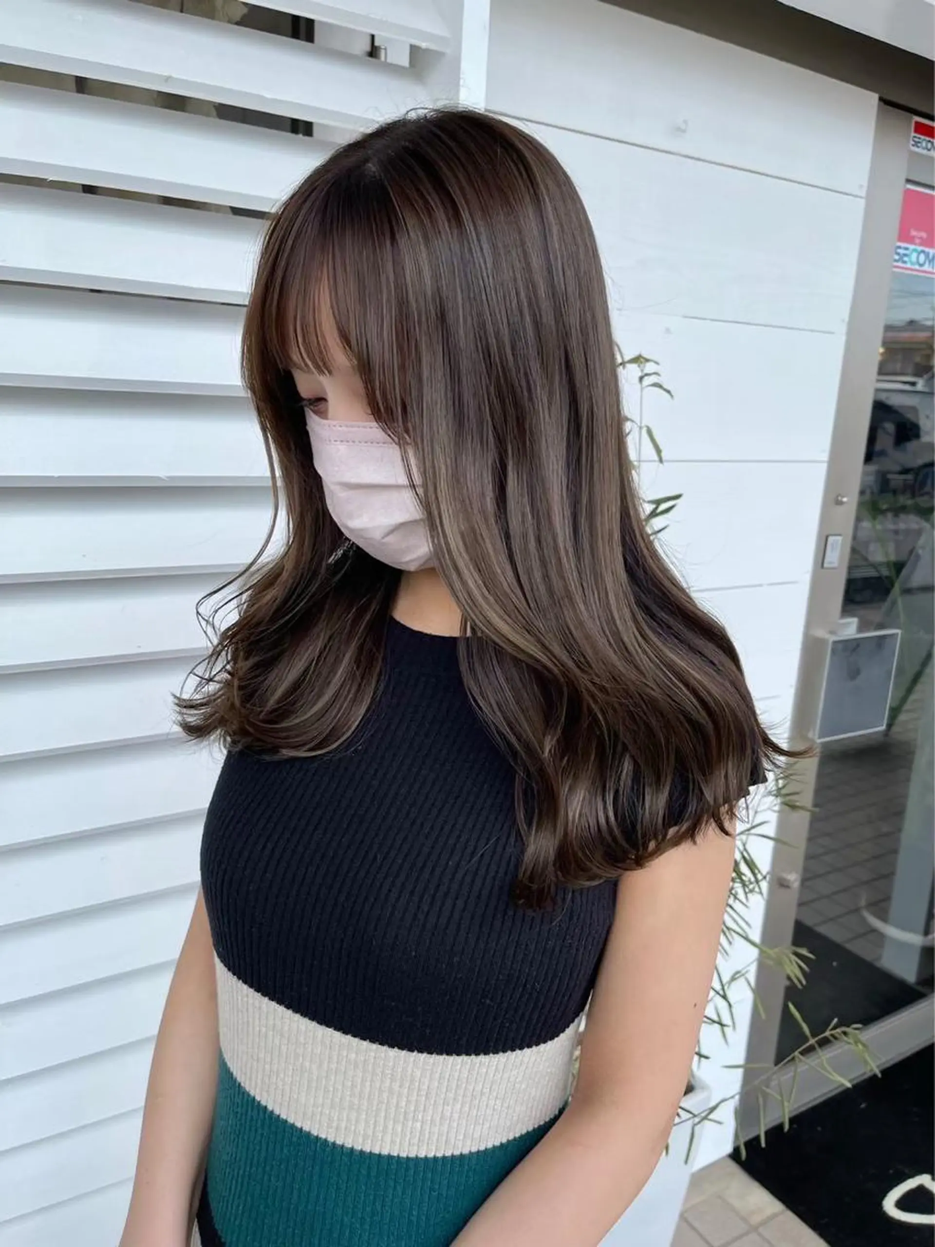 ロング ロング ヘアカラー トリートメント ｰYUIMARLｰ momokaのヘアスタイル