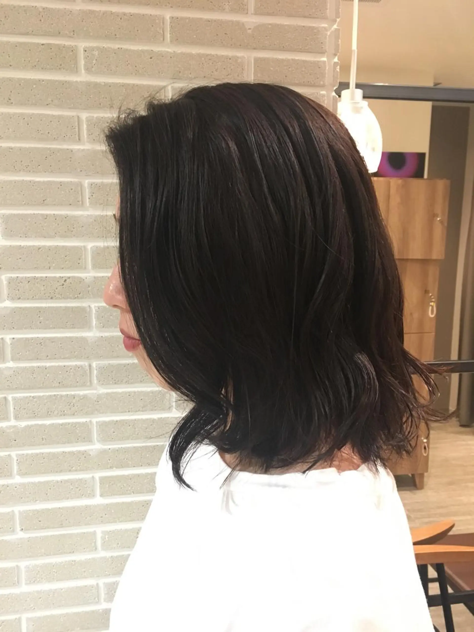 ミディアム カラー ウルフカット/吉村 桃子のヘアスタイル