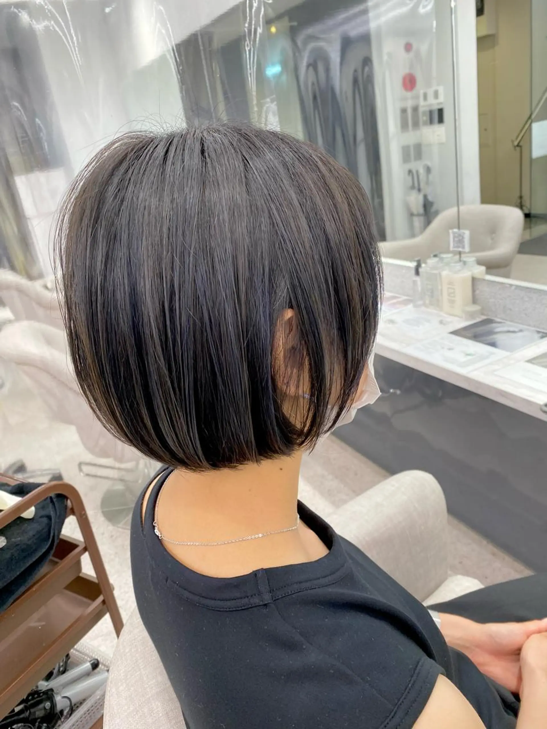ショート カラー パーマ ヘアアレンジ メンズ キッズ ネイル マツエク・マツパ レイヤーカット/ 髪質改善/羽柴りくのヘアスタイル
