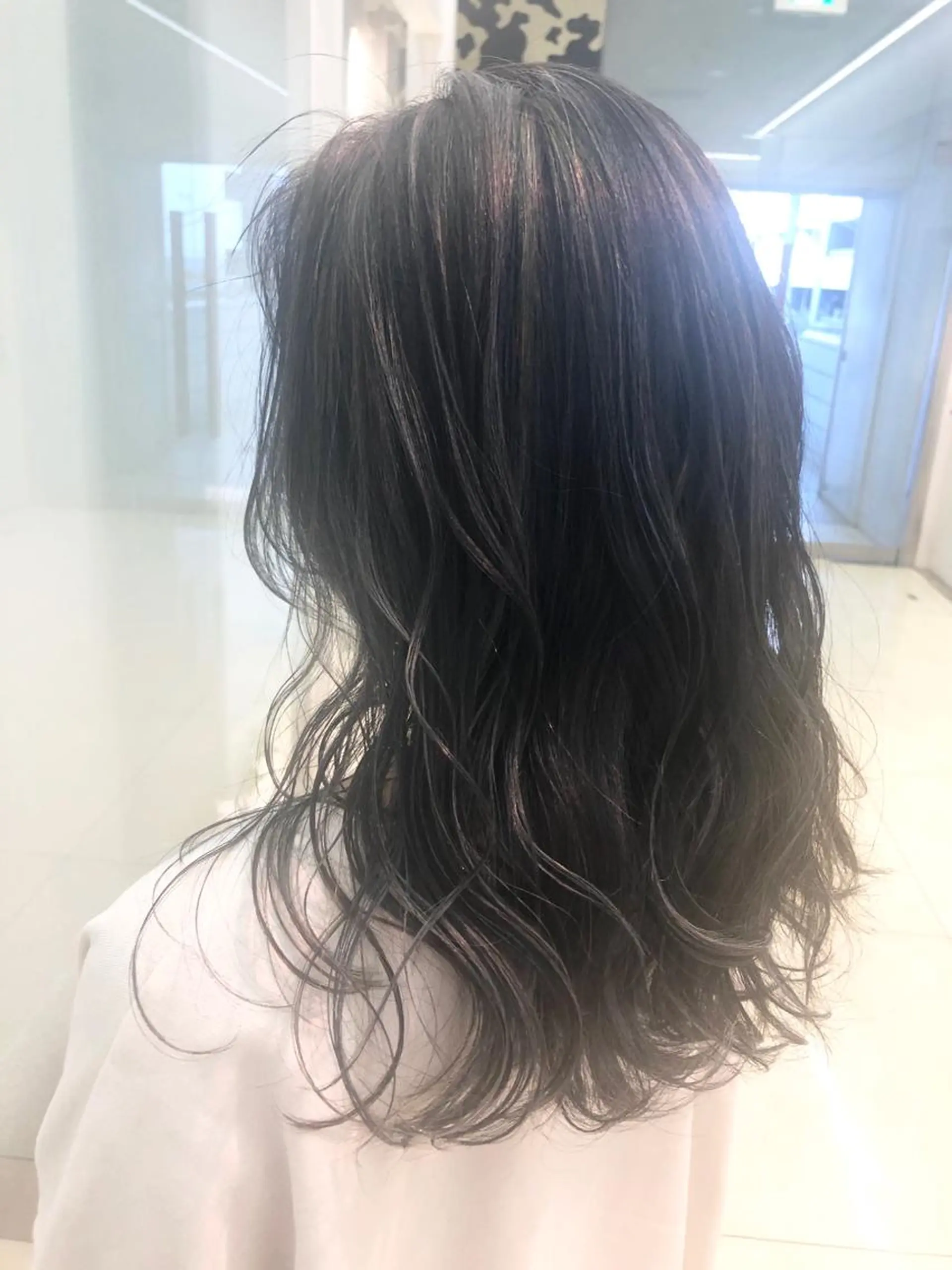 セミロング 縮毛矯正/髪質改善/ 艶髪ササキナツミのヘアスタイル