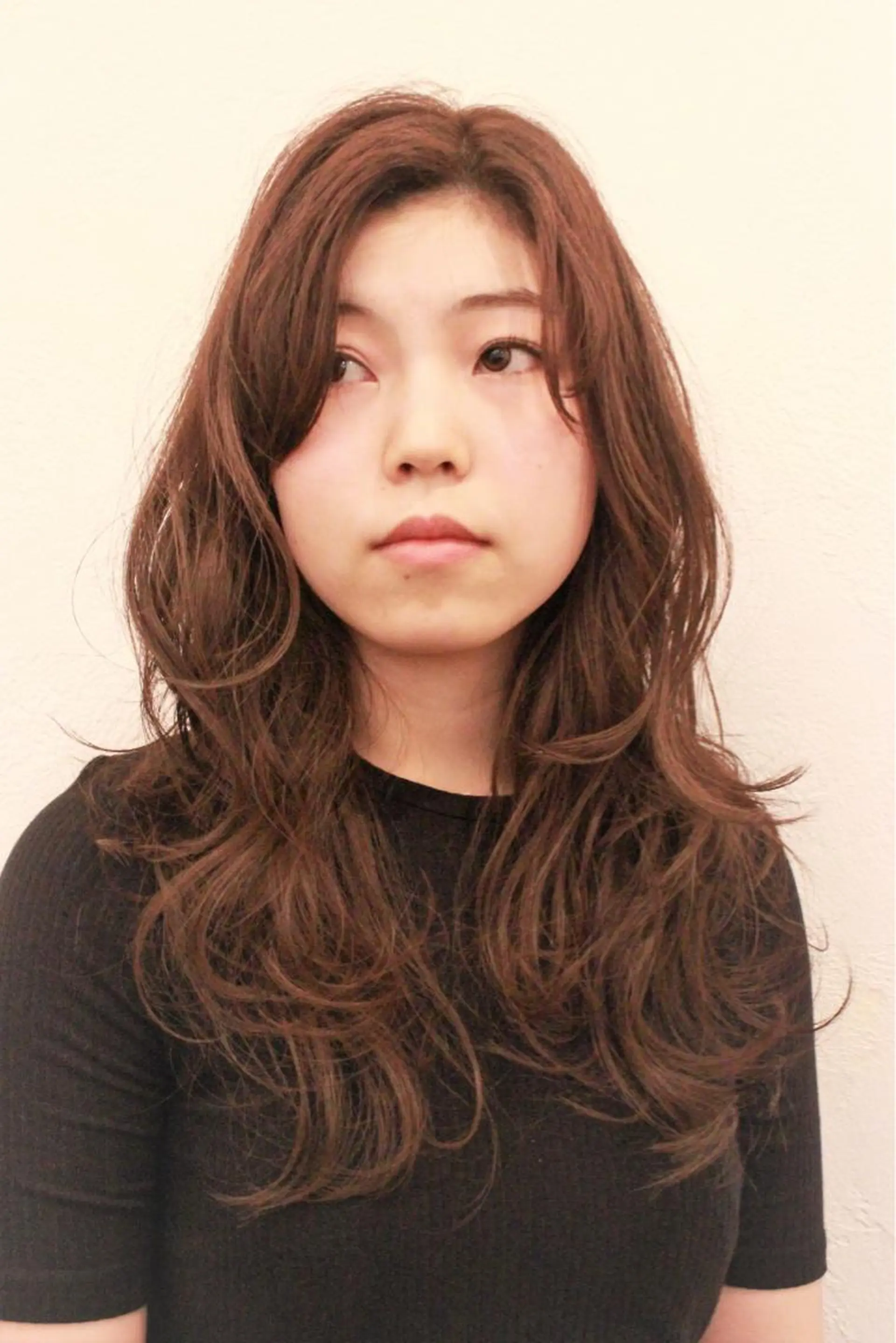 セミロング 所渉/韓国レイヤー /ウルフカットのヘアスタイル