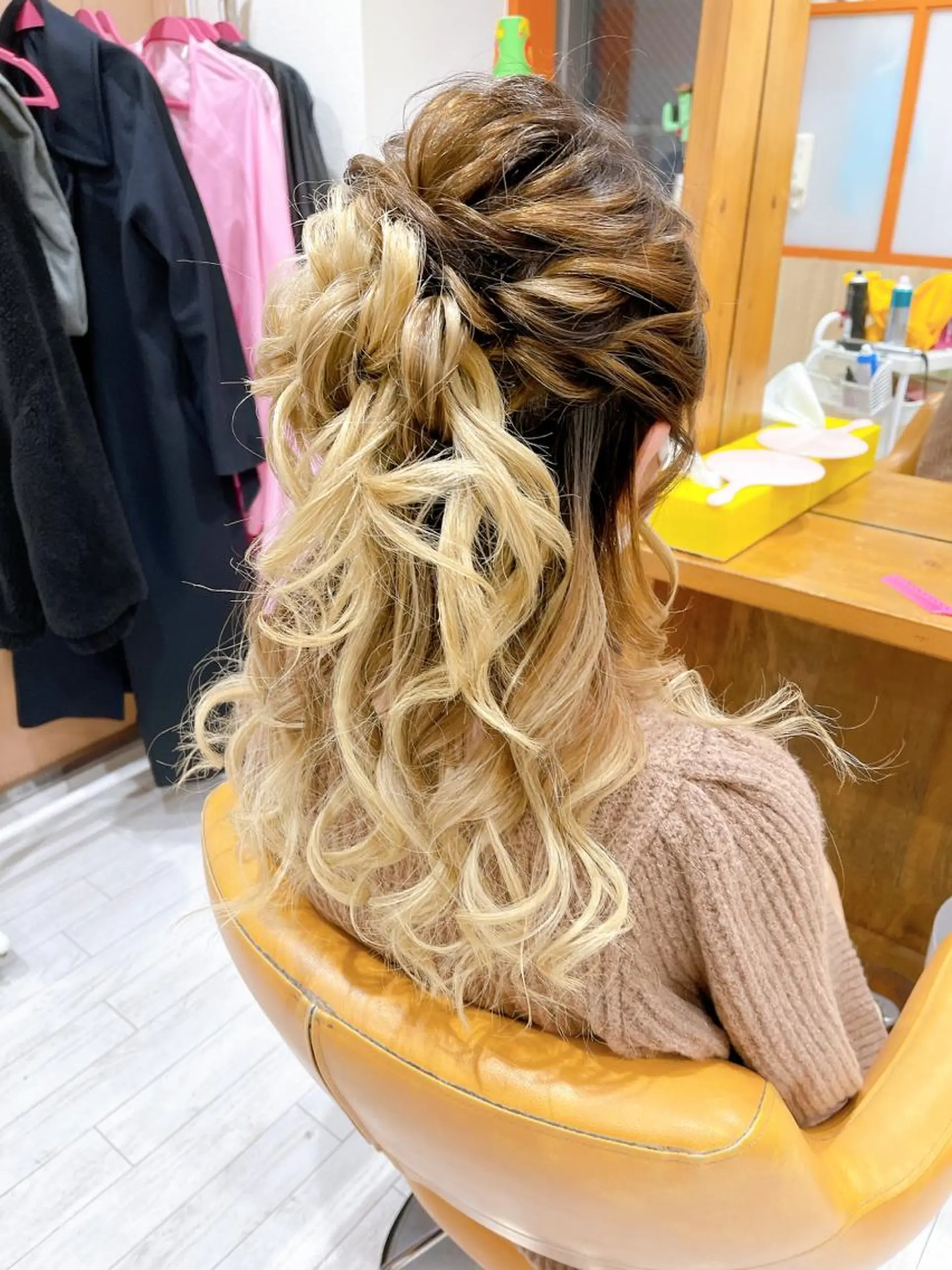 セミロング ヘアアレンジ ハーフアップ 青木 麻紀のヘアスタイル