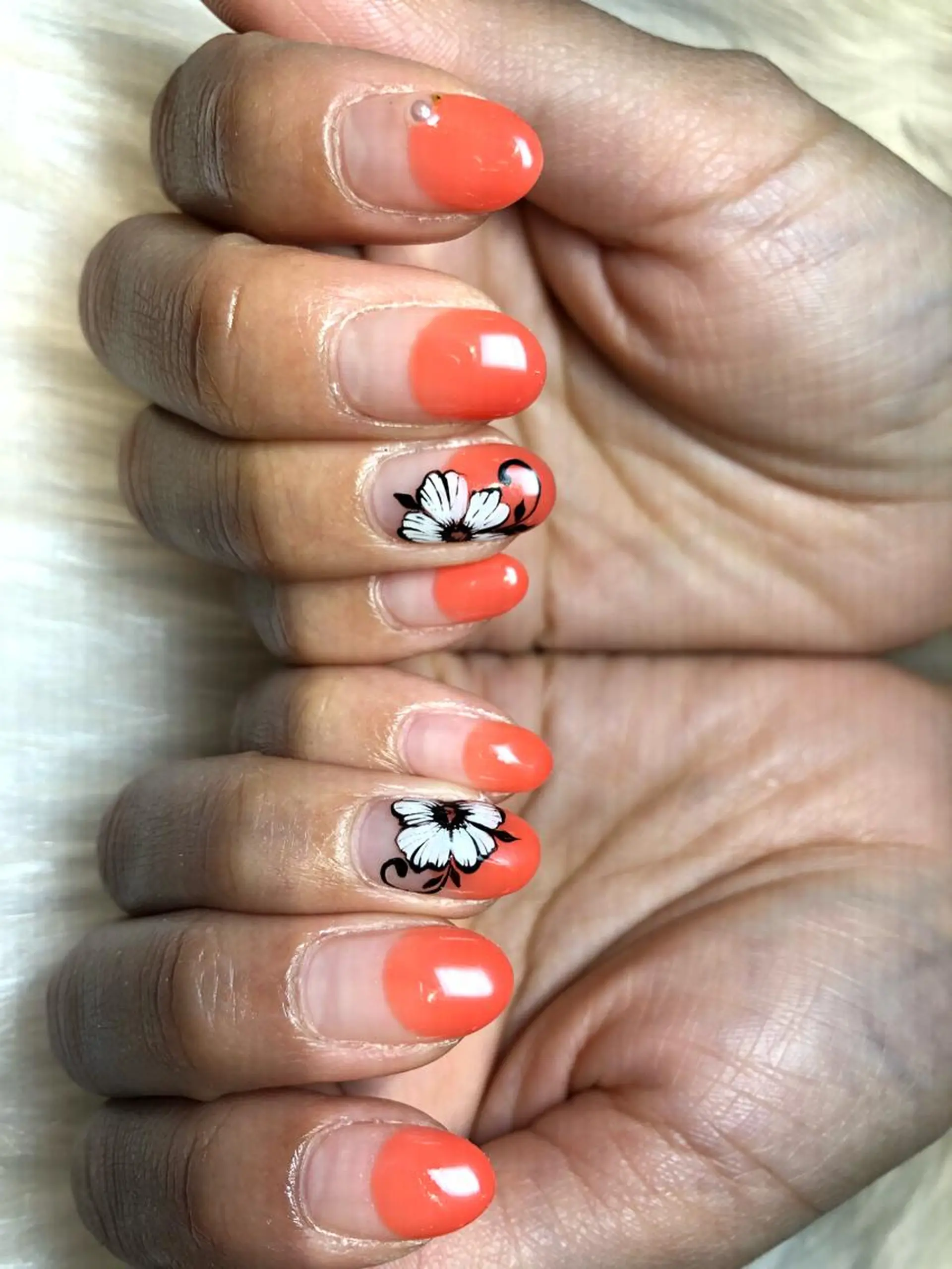 ネイル Li'leaNail AINAのネイルデザイン