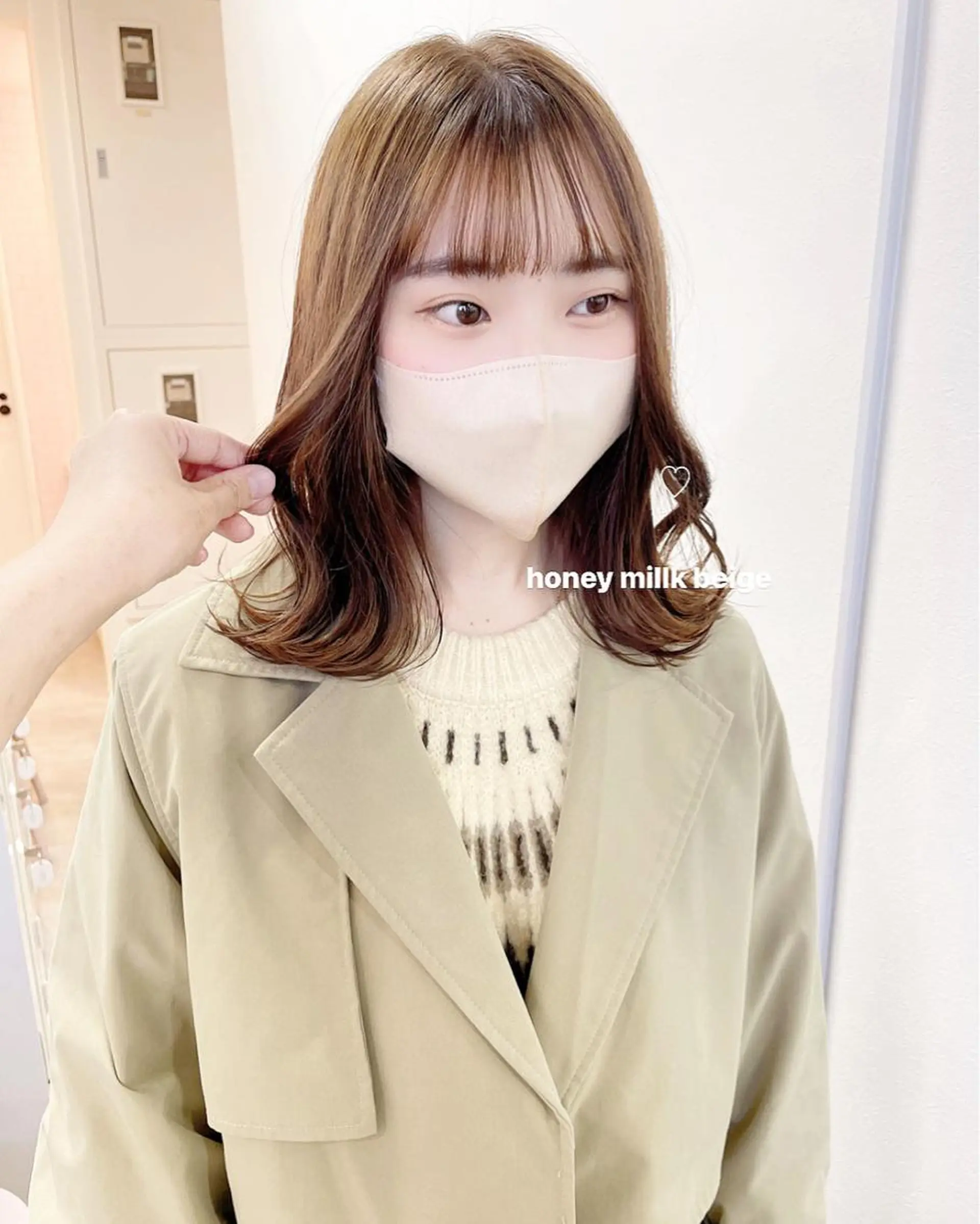 ミディアム カラー misaki🎀 まろみ透け感カラーのヘアスタイル