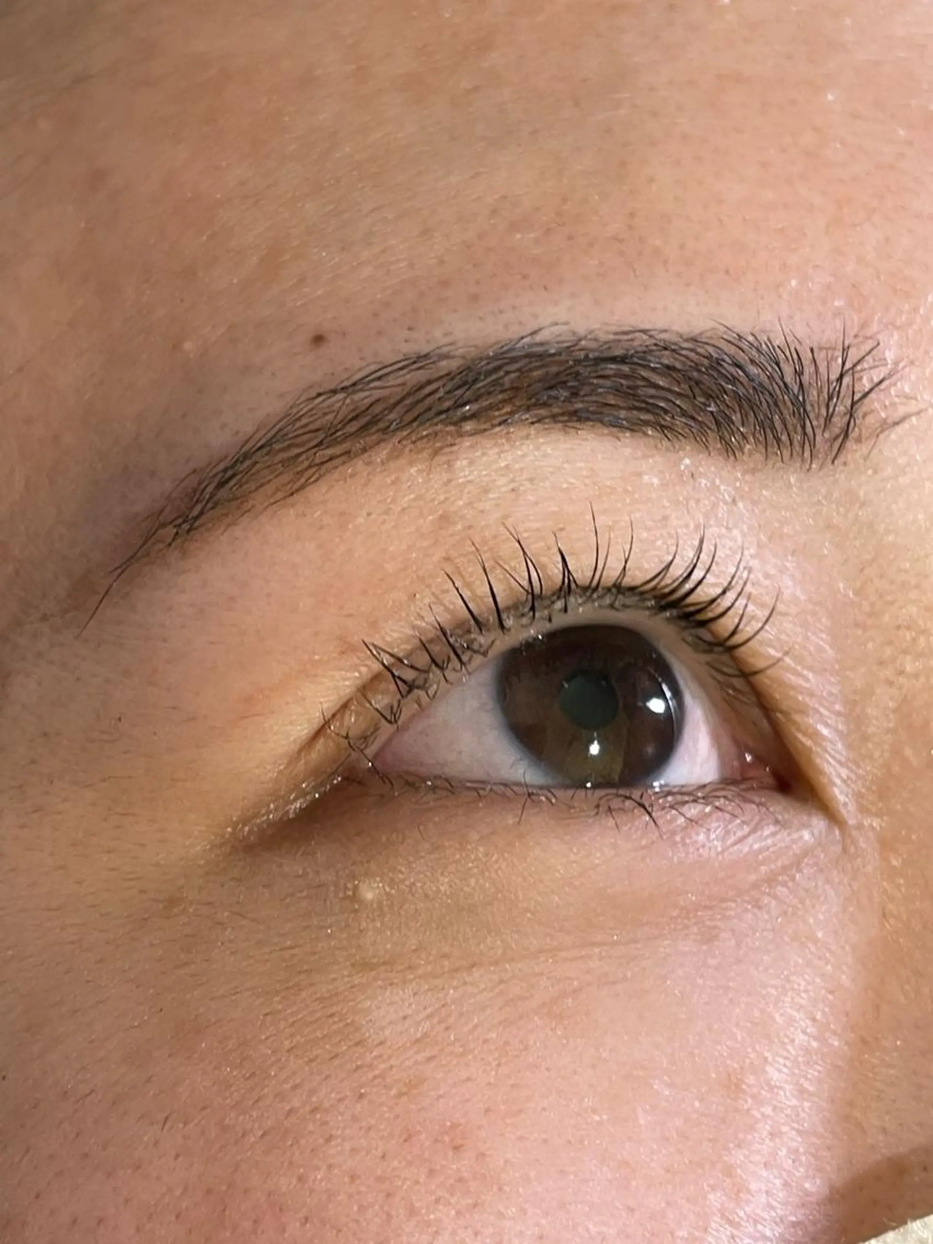 マツエク・マツパ 井上 真里奈のヘアスタイル