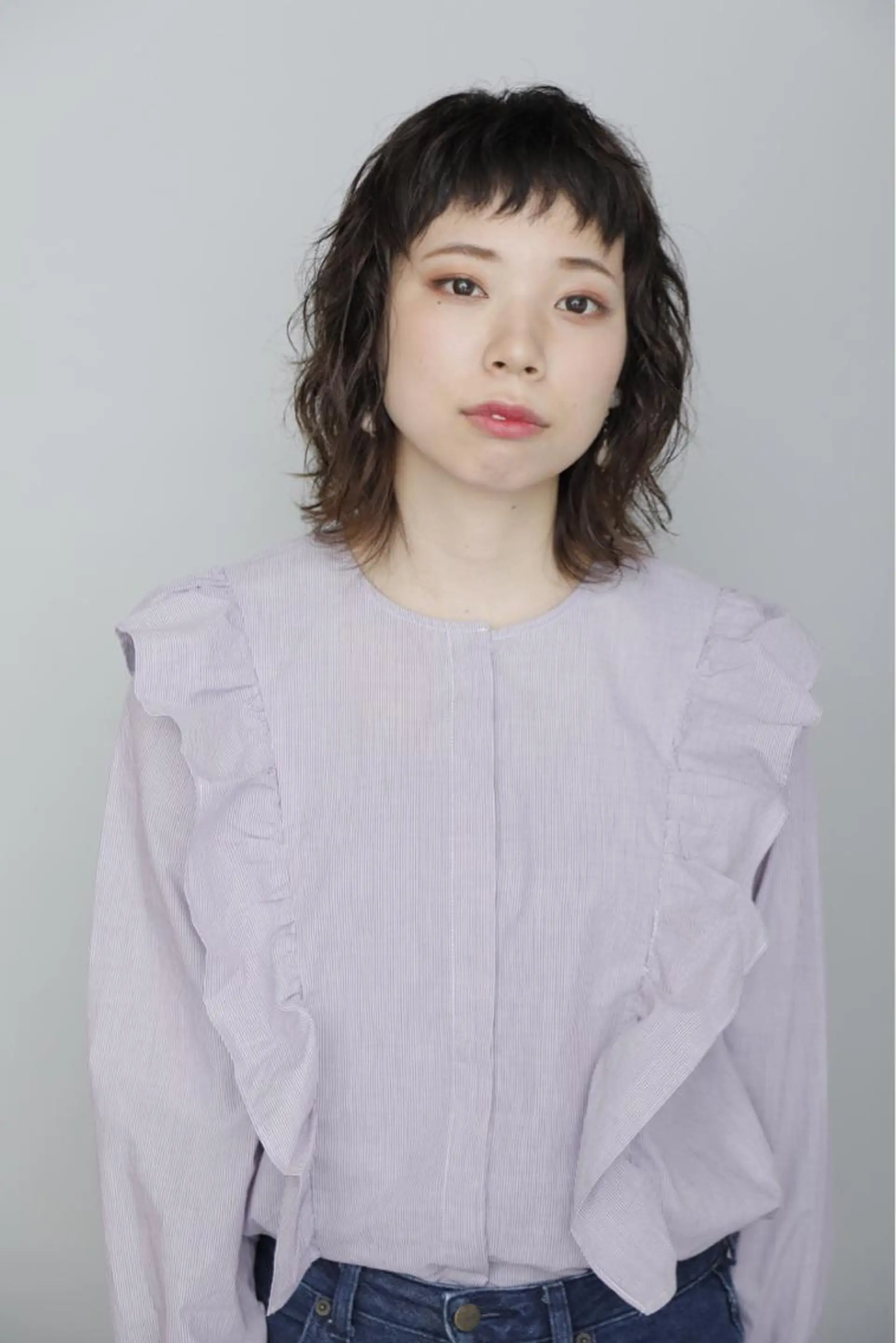 ミディアム カラー くせ毛 佐川 友里のヘアスタイル