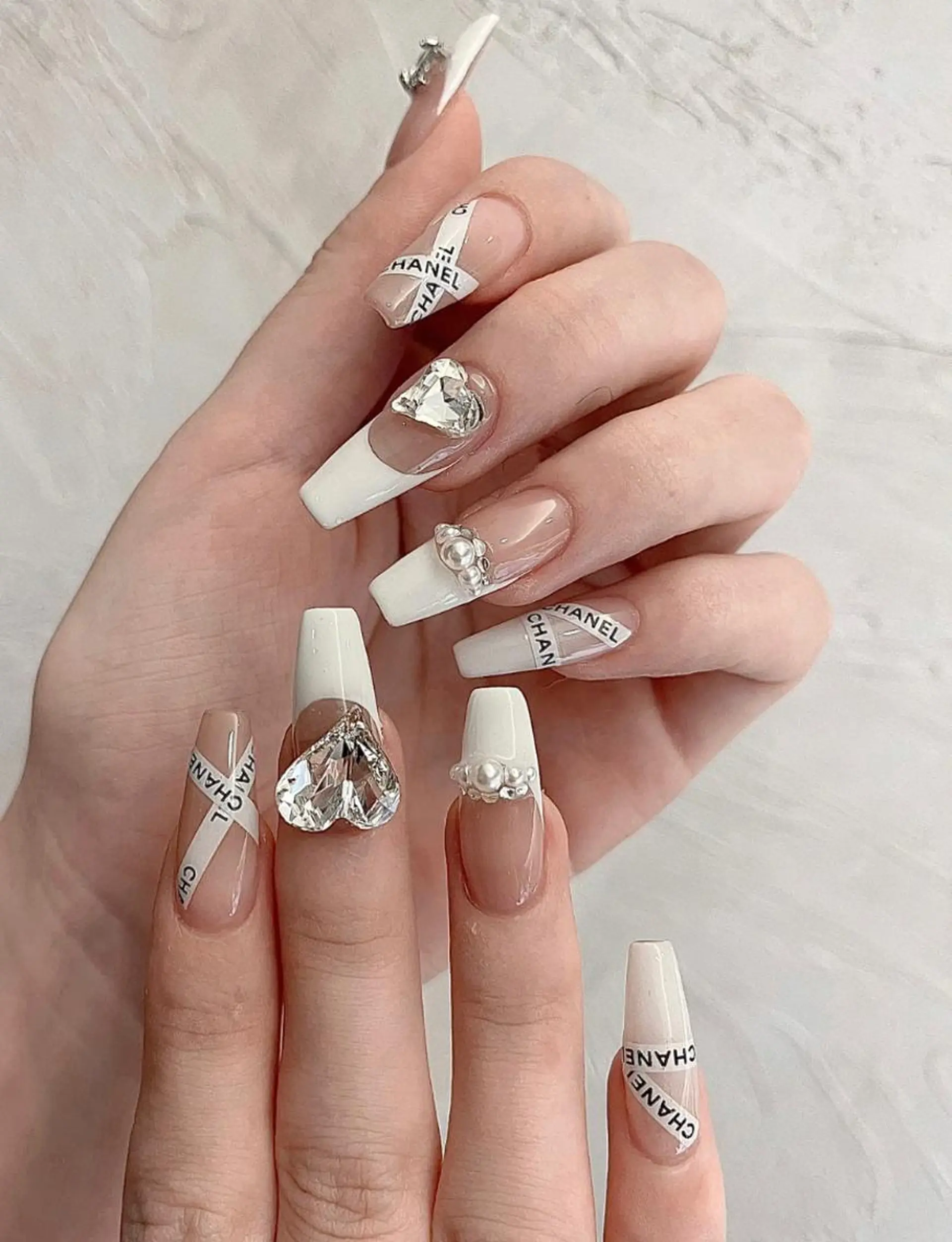 ネイル ハート 長さだし専門店 M2　rikaのネイルデザイン