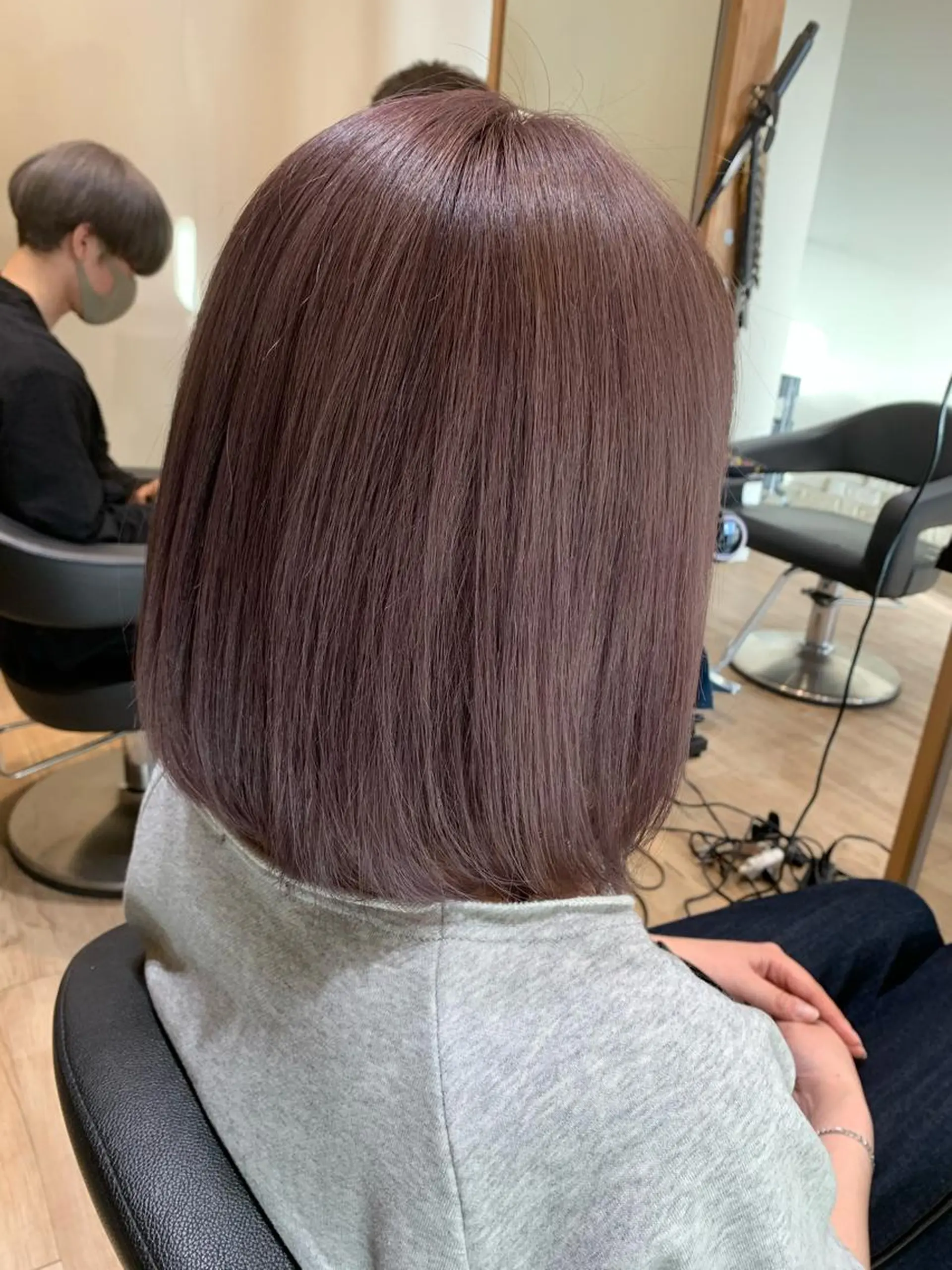 ミディアム カラー アッシュ ピンクカラー ピンクアッシュ ヘアカラー 大久保 隆蔵のヘアスタイル