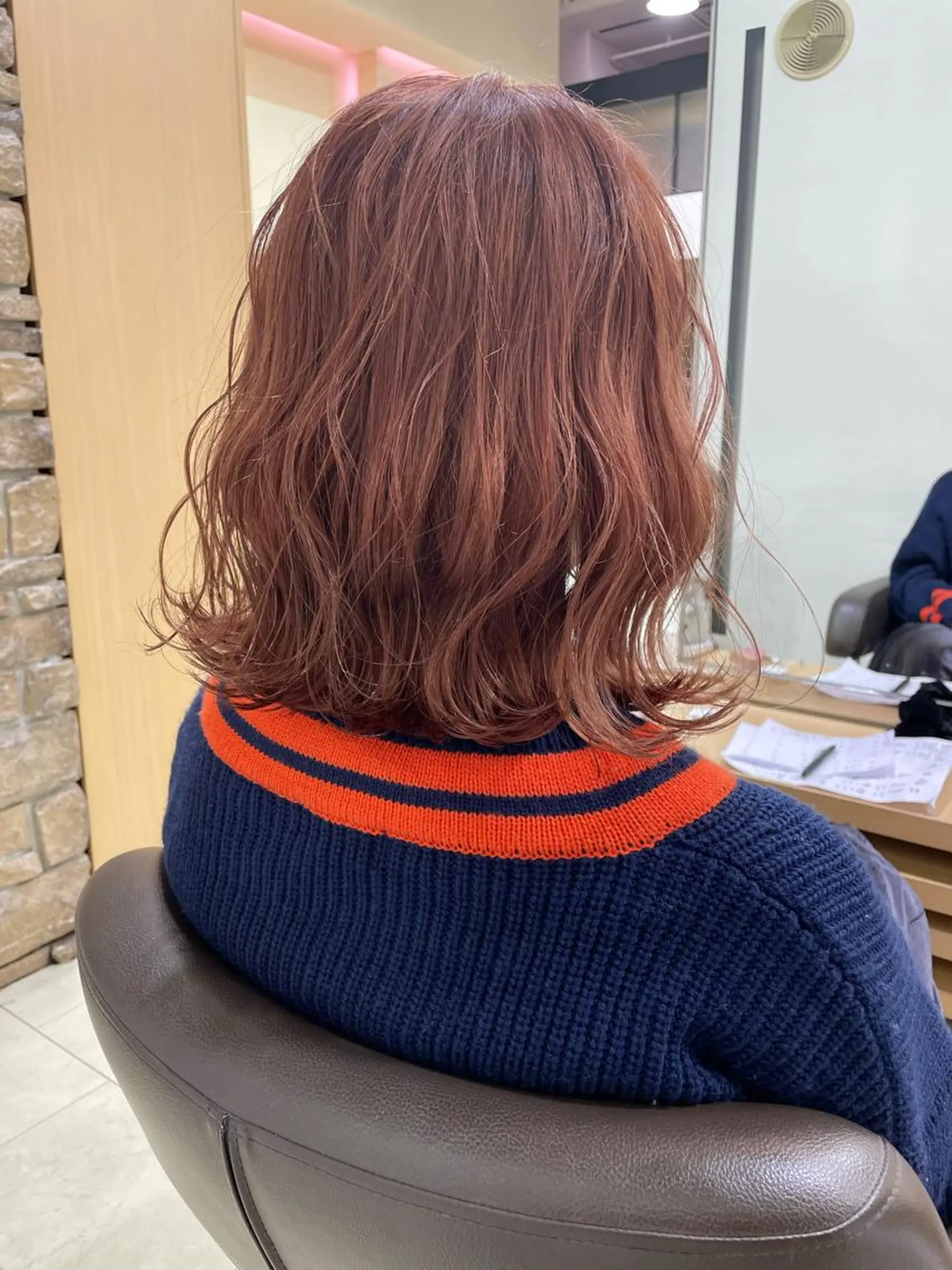 ミディアム カラー ブリーチ オレンジ カット ヘアカラー トリートメント 💎✨️NoVal by siestaのヘアスタイル