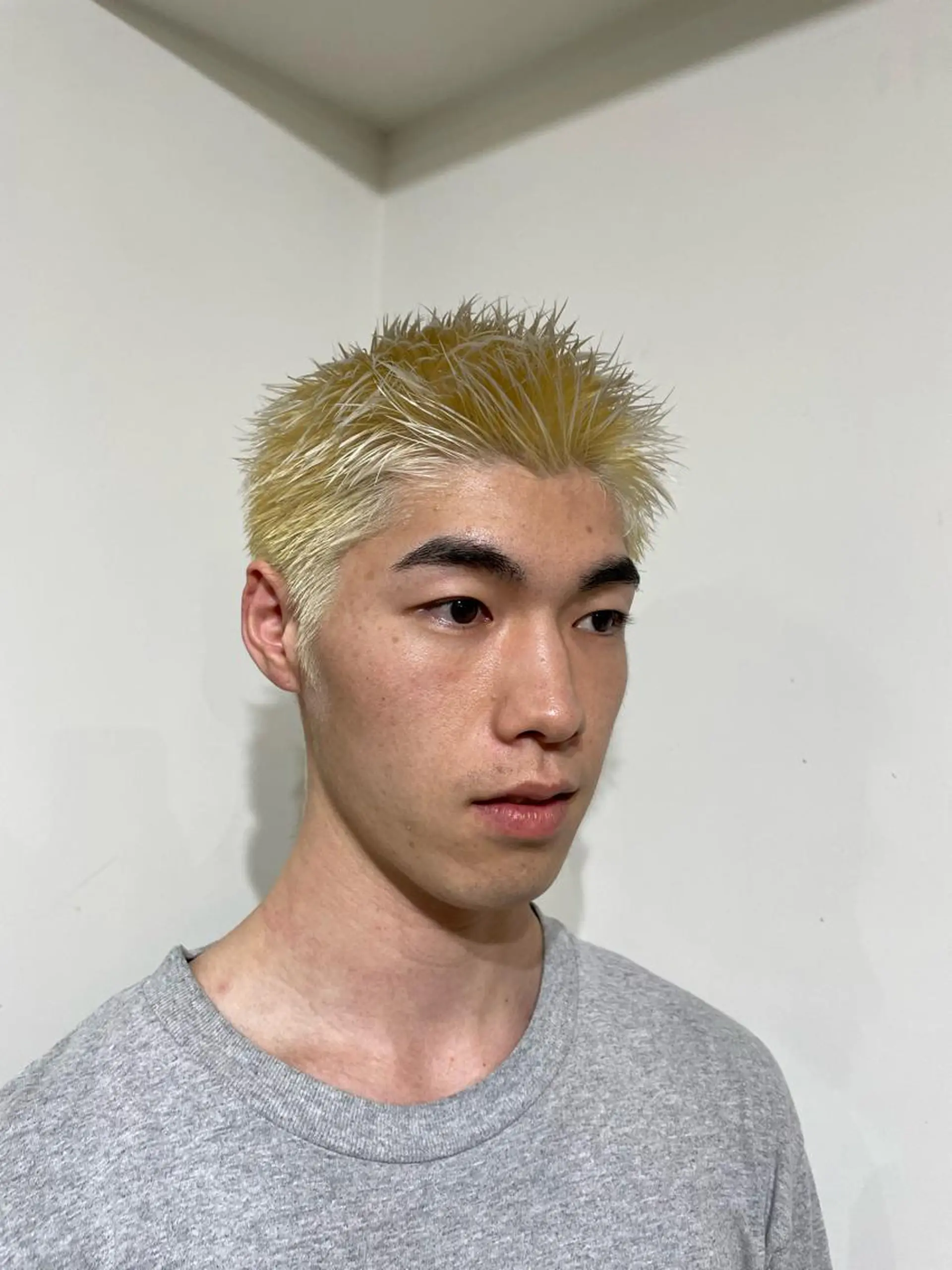 カラー メンズ 🐬脱白髪染めカラー 清水大世🐬のヘアスタイル