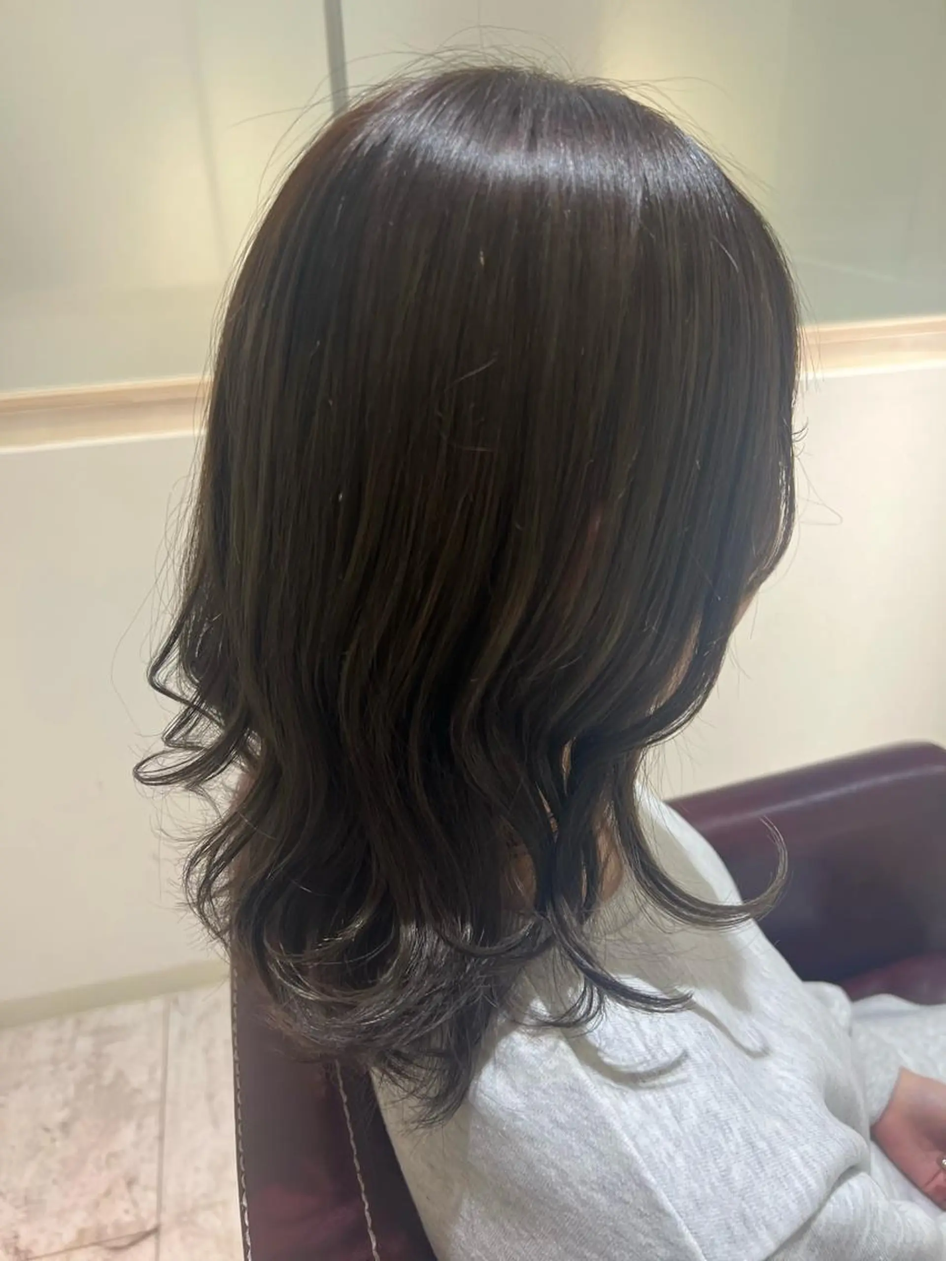 ミディアム カラー グレージュ カット ヘアカラー トリートメント 🥣🫧‪艶カラー 🦋アカマ ミユ🦋のヘアスタイル