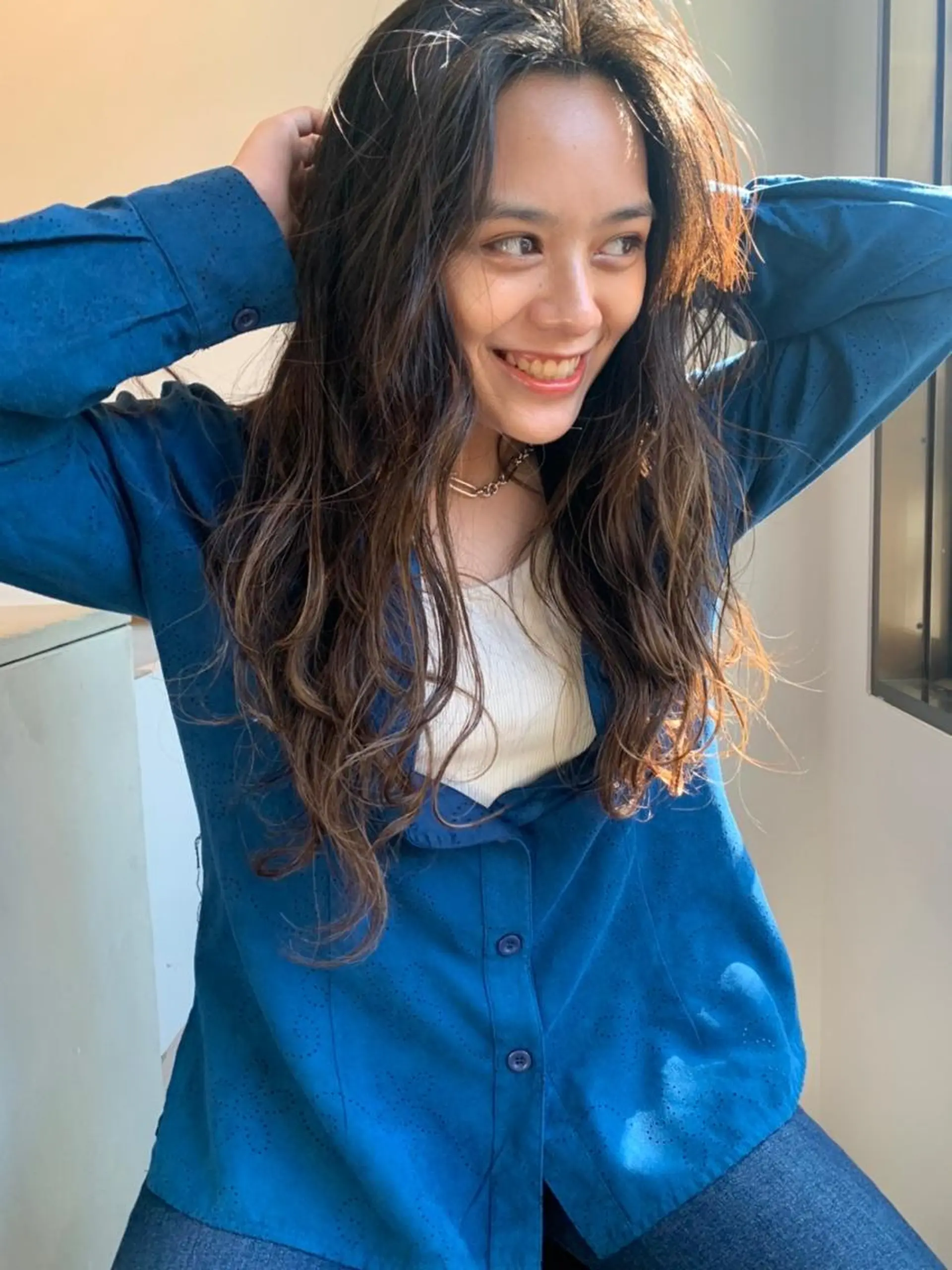 ミディアム カラー パーマ ミディアムパーマ バレイヤージュ ダブルカラー グラデーションカラー ハイライトカラー CEINE＋ officialのヘアスタイル