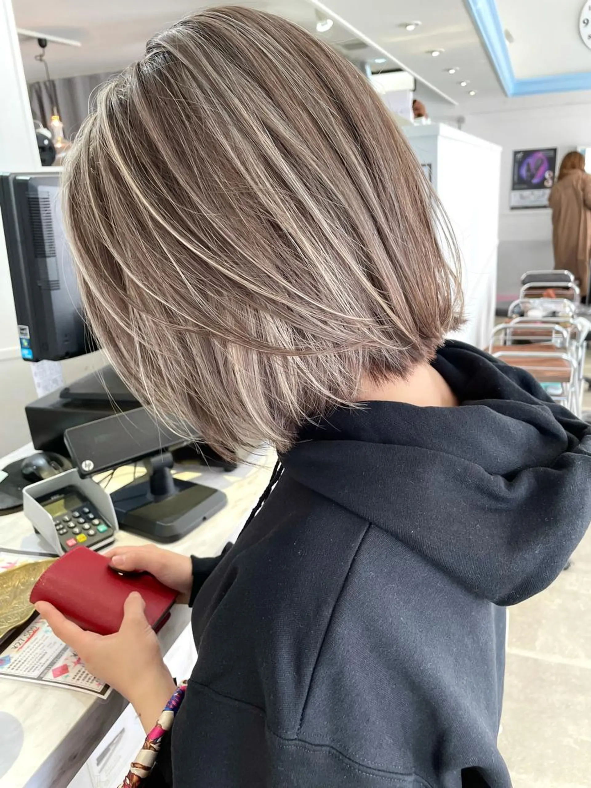 ショート ショートヘア ヘアカラー トリートメント Lit.豊橋 夏目のヘアスタイル