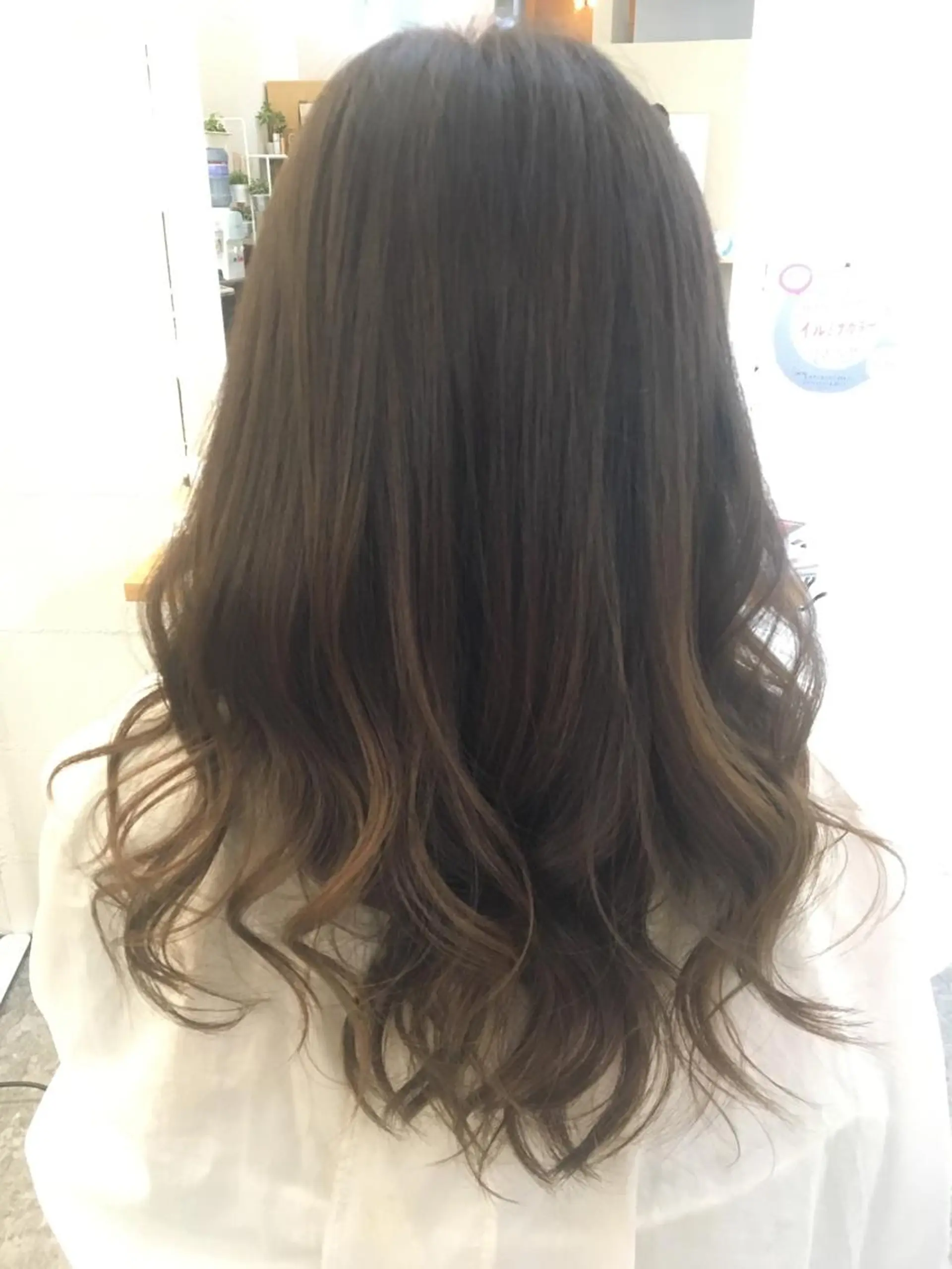 ミディアム aroot 町田駅徒歩10秒のヘアスタイル