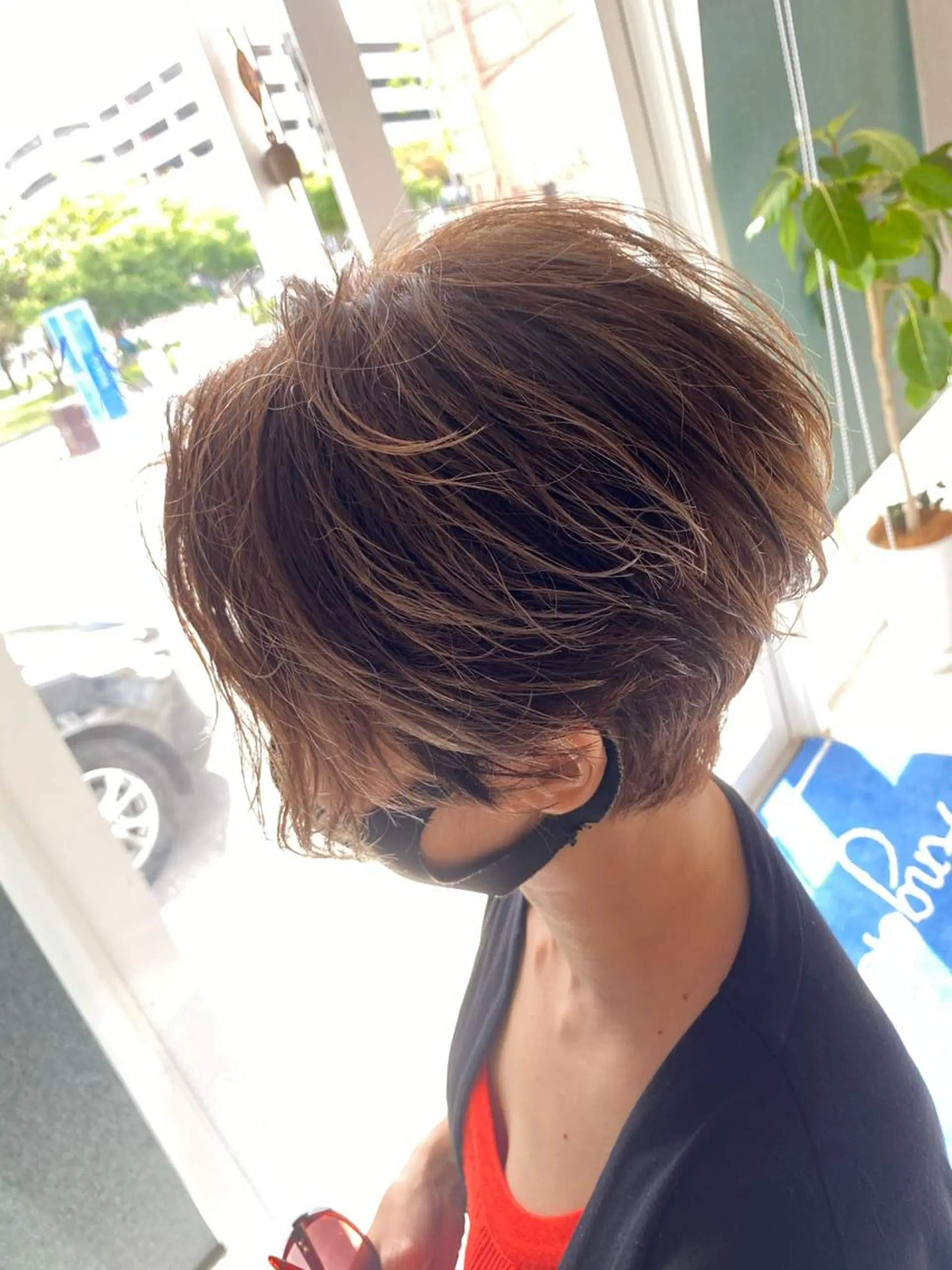 ショート カラー ハンサムショート ハイライトカラー ハイライト ショートヘア ヘアカラー トリートメント 饒平名 知也のヘアスタイル