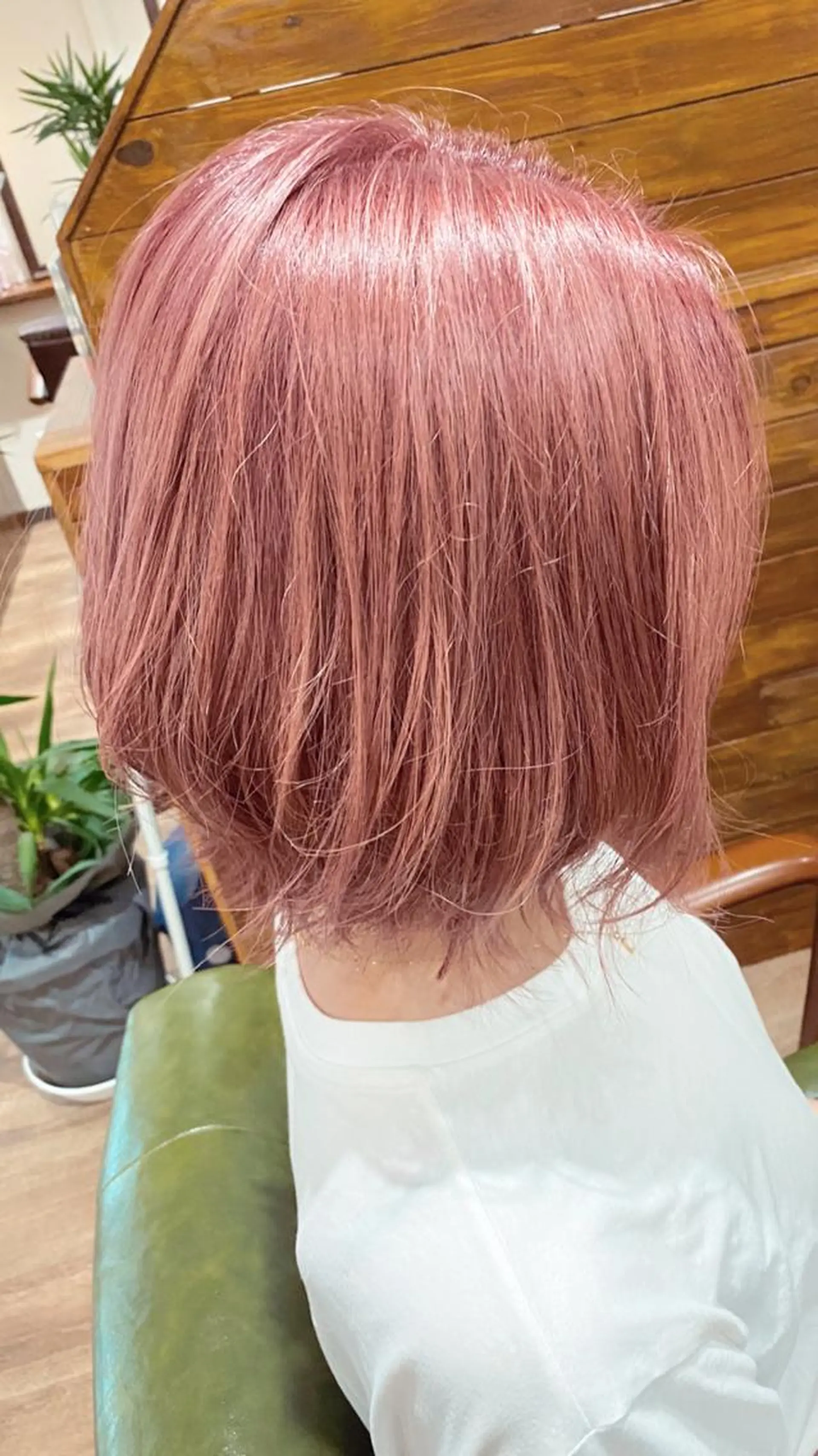 ショート カラー ピンクカラー カット ヘアカラー トリートメント Rug Relief 吉田のヘアスタイル