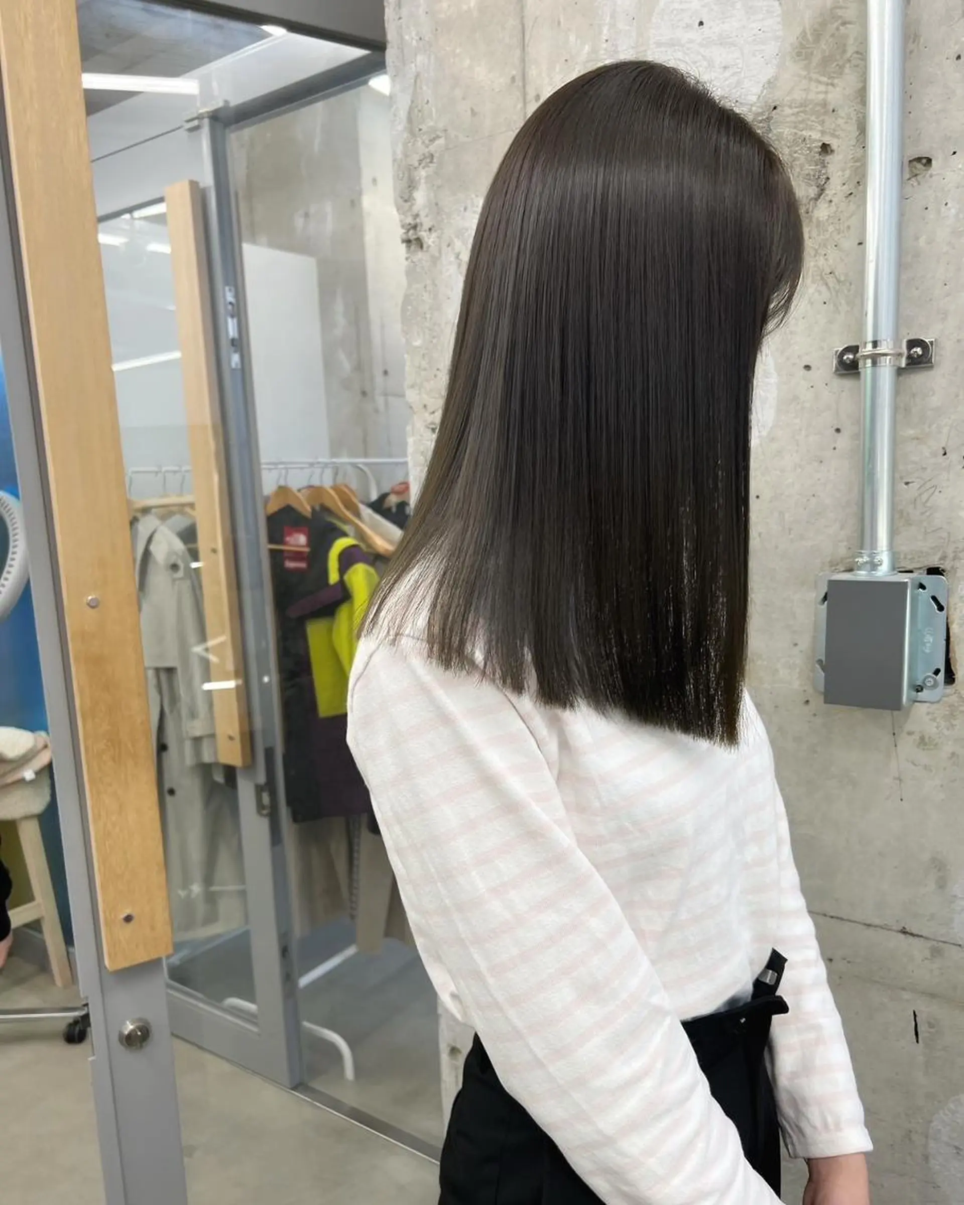 セミロング カラー パーマ ヘアアレンジ セミロングパーマ アディクシーカラー ベージュカラー ブリーチ ケアカラー カット トリートメント ヘッドスパ ヘアケア特化型サロン newi 梅田のヘアスタイル