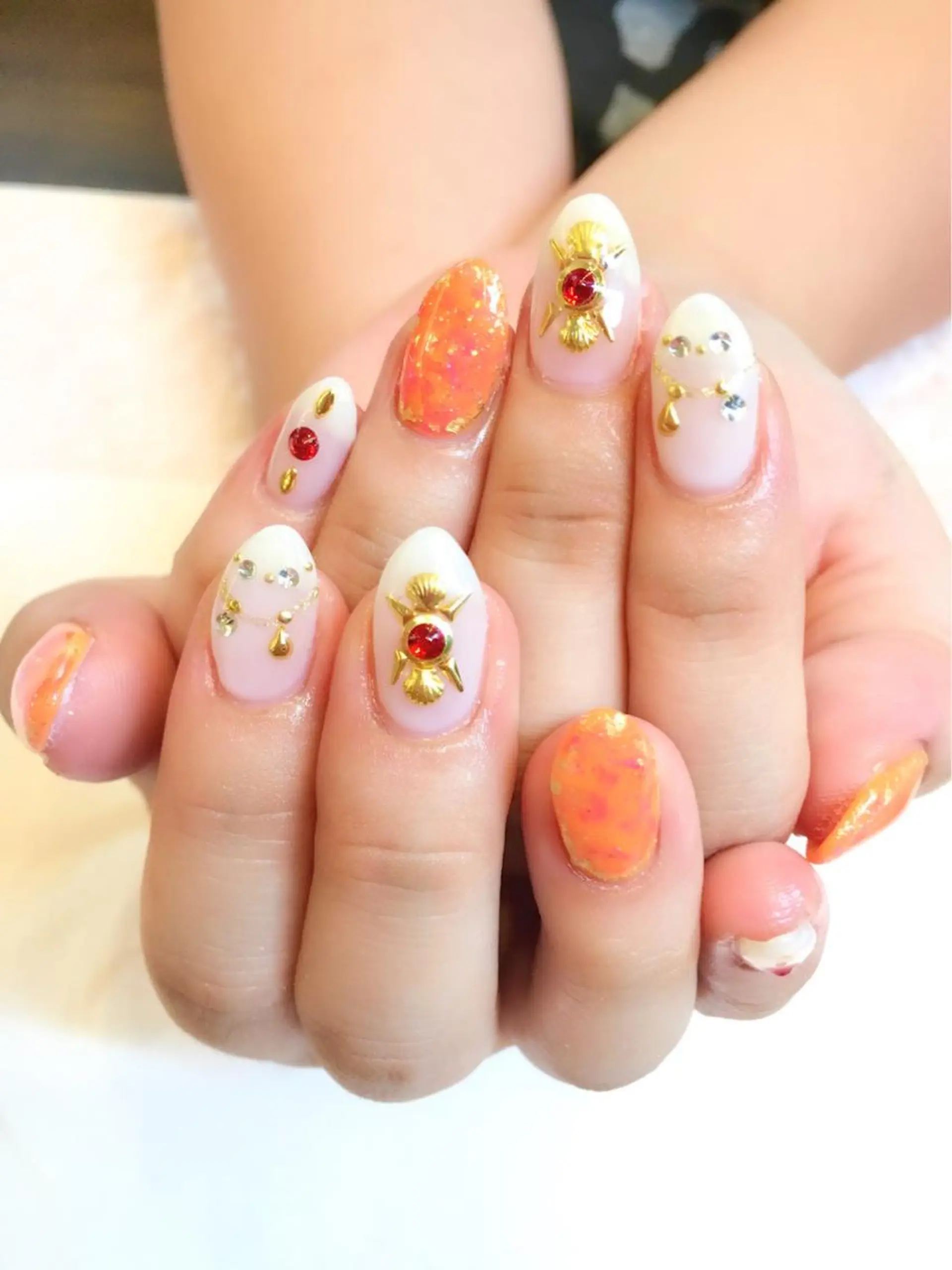 ネイル フットネイル ジェルネイル ミラーネイル パラジェル 春ネイル clover nailのネイルデザイン