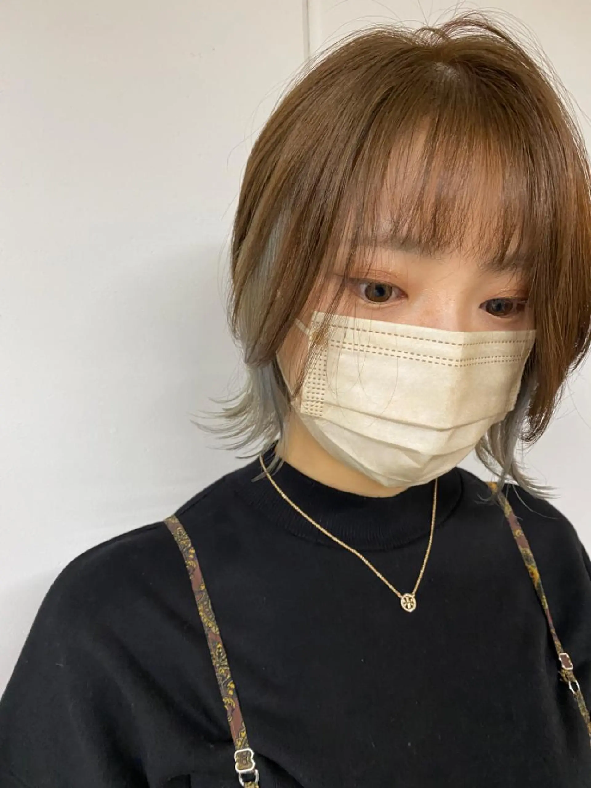ミディアム カラー KOOKI スティードトーキョーのヘアスタイル