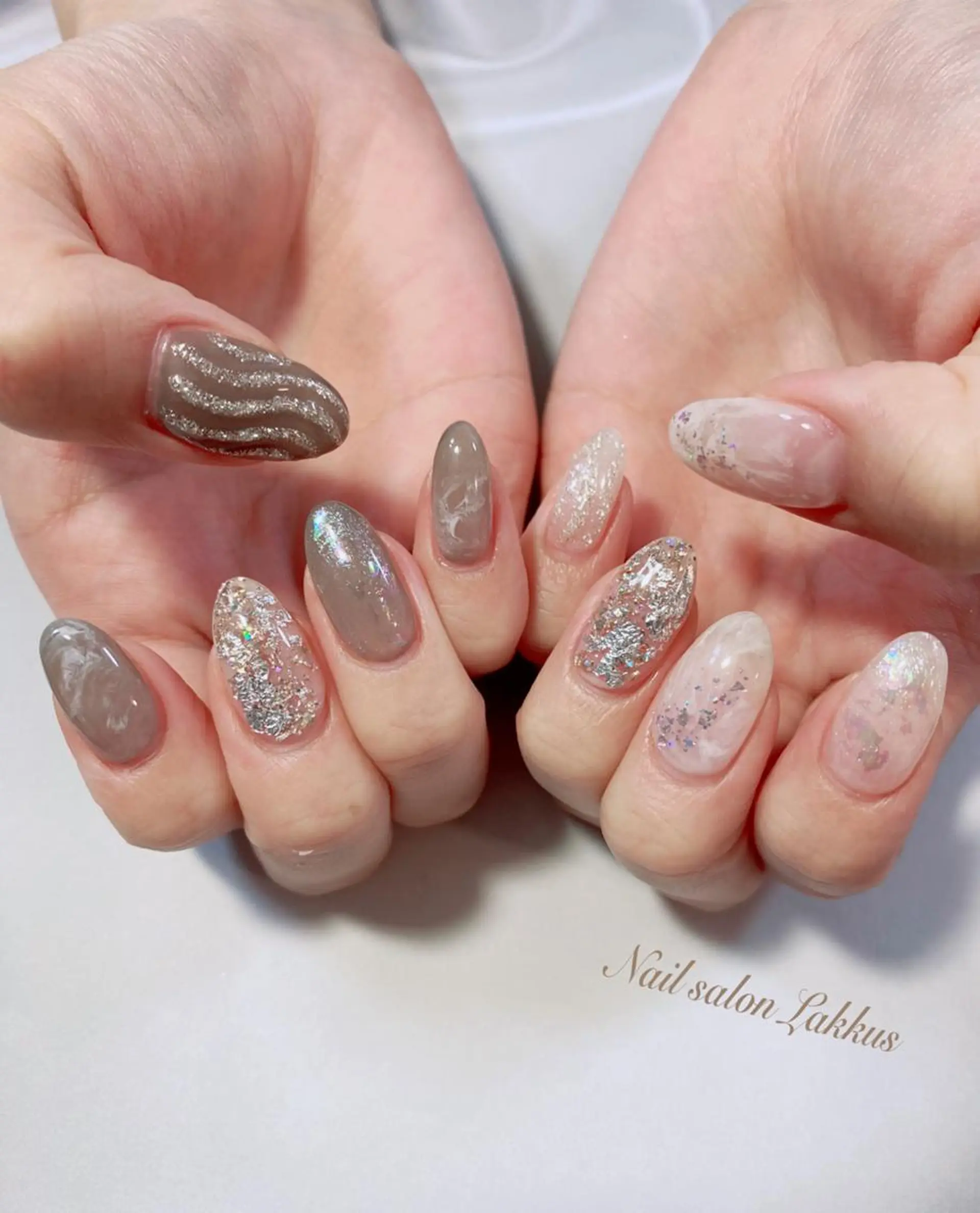 ネイル ニュアンスネイル Lakkus T－CHIのネイルデザイン