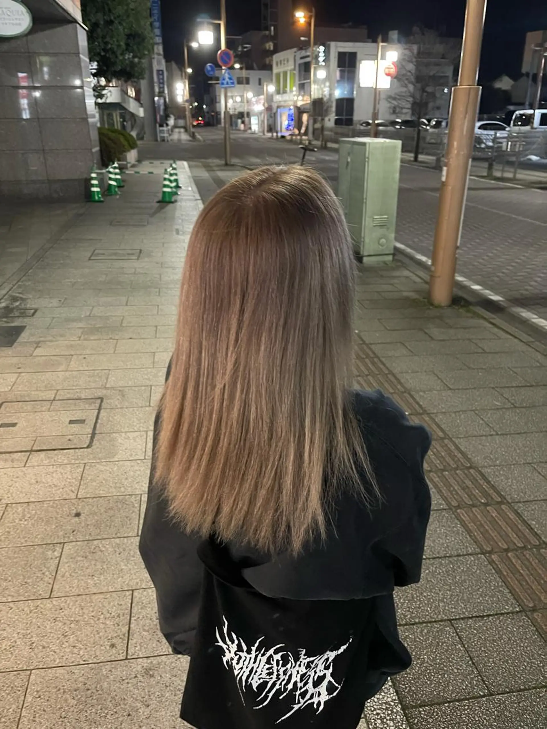 ロング ハイトーン ／ レイヤー/吉田陸斗のヘアスタイル