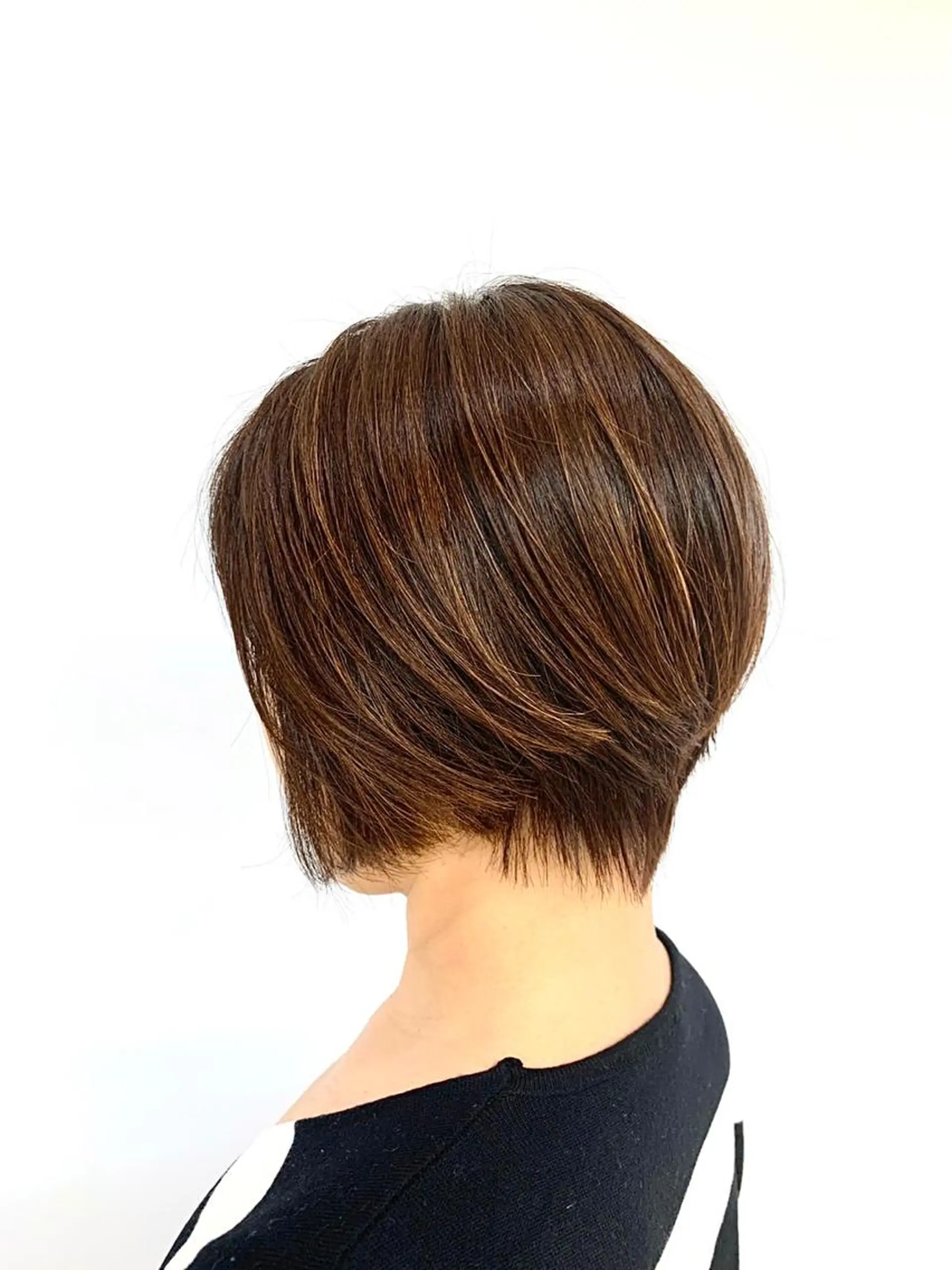 ショート ⭐️レイヤーカット 大人気　三澤康司⭐️のヘアスタイル