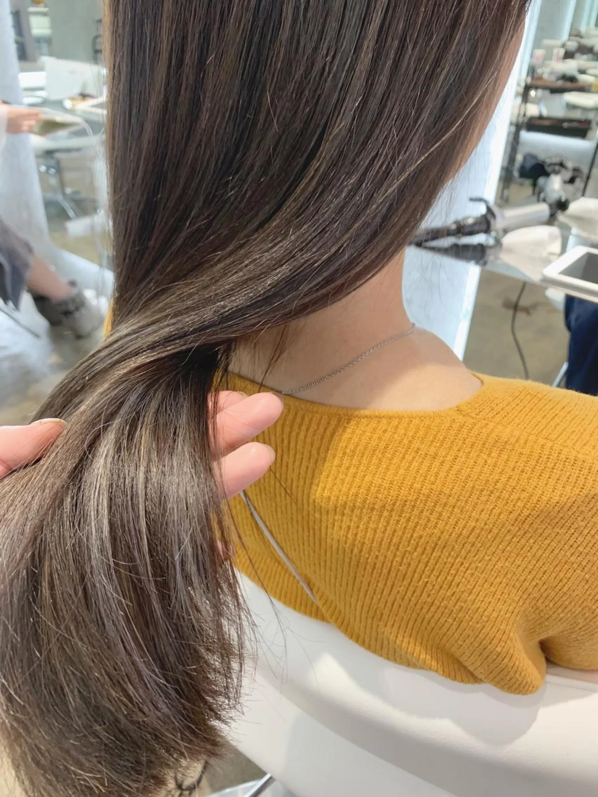 ロング カラー ハイライトカラー ハイライト カット ヘアカラー トリートメント 山下 千明のヘアスタイル