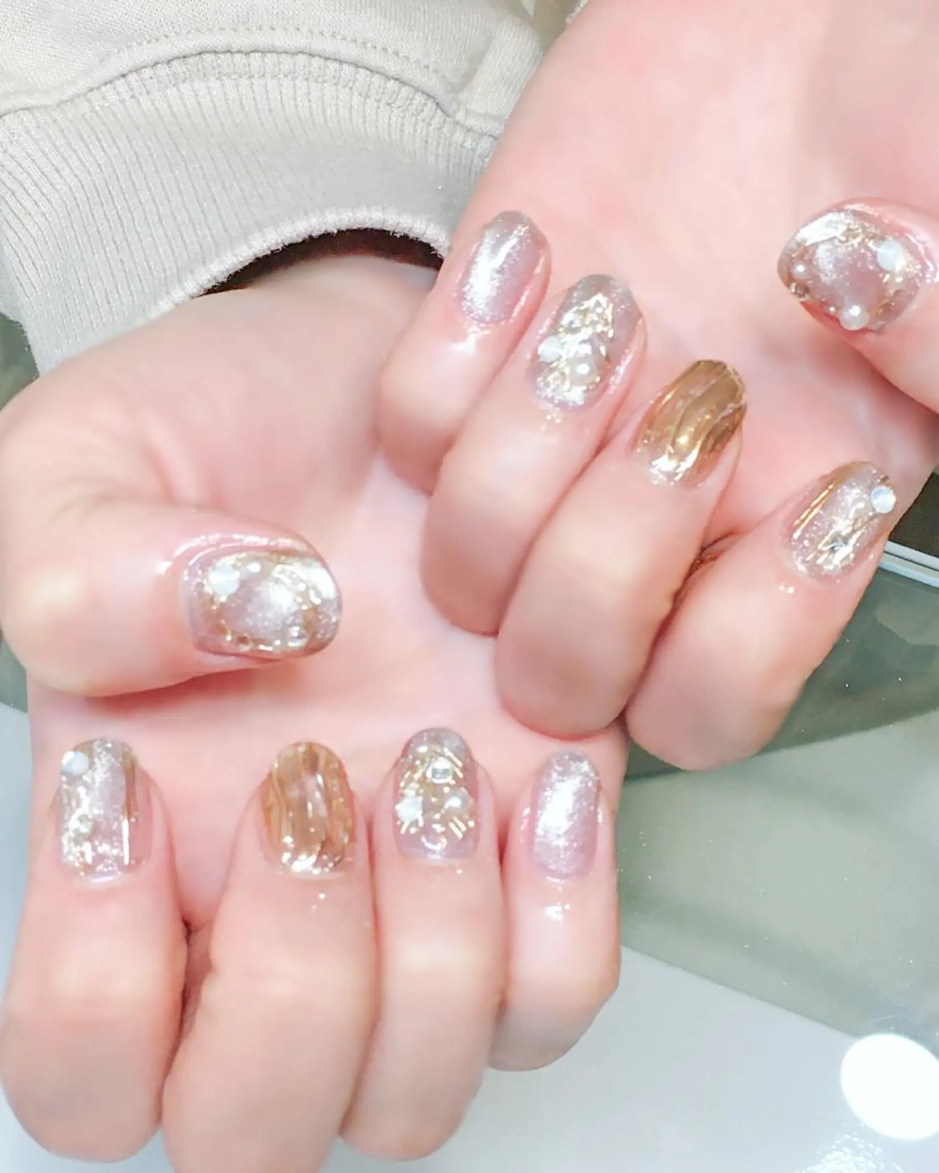 ネイル ジェルネイル キラキラネイル マグネットネイル ミラーネイル 冬ネイル Nyanco Nailのネイルデザイン