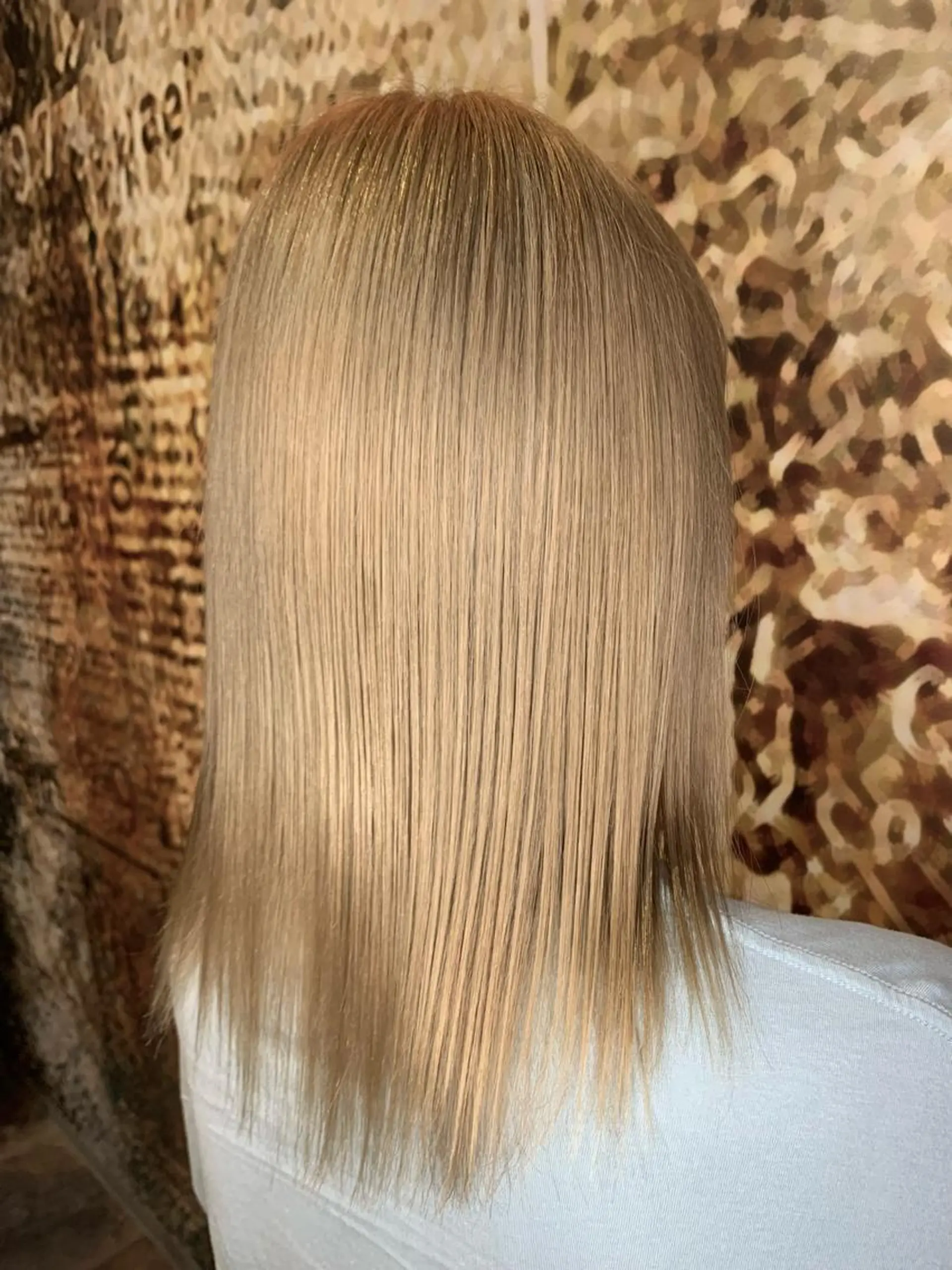 ミディアム 酸性ストレート Welila by haku所属・yoshihara yuukiのヘアスタイル