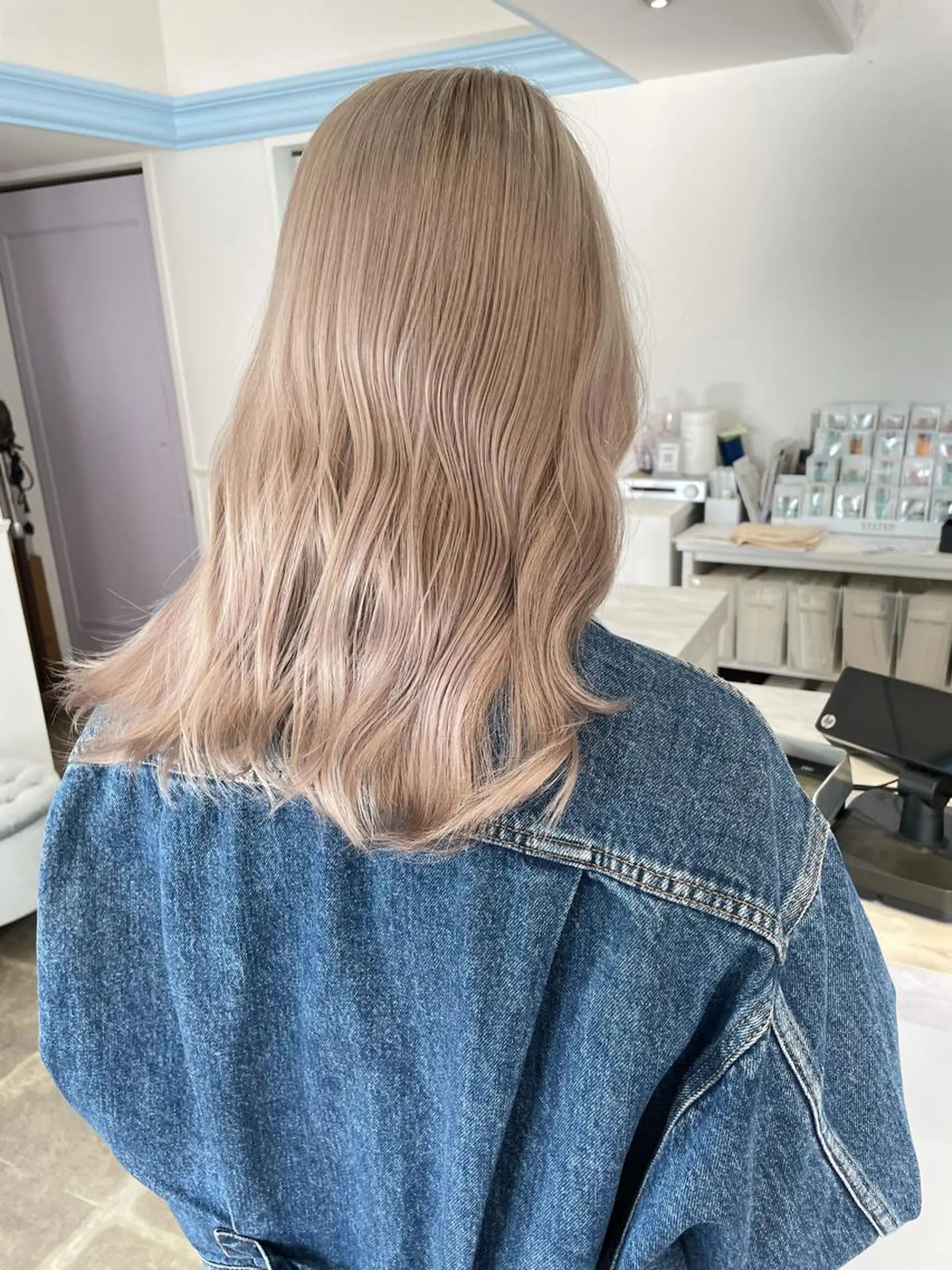 ロング Lit.豊橋 夏目のヘアスタイル