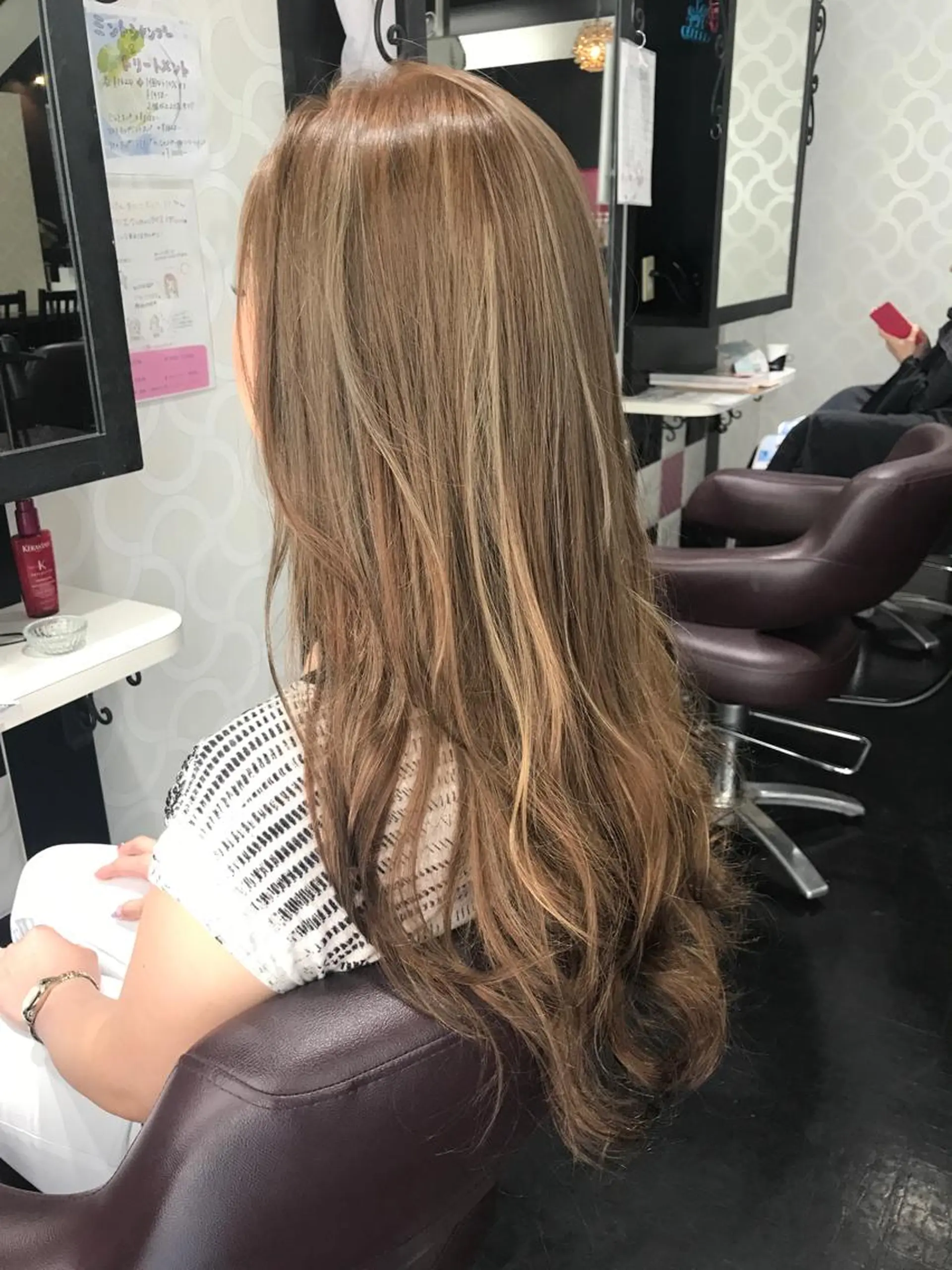 ロング カラー アッシュ ベージュカラー ブリーチ ハイライトカラー ハイライト FUKO Hip's eyesのマツエク・マツパデザイン