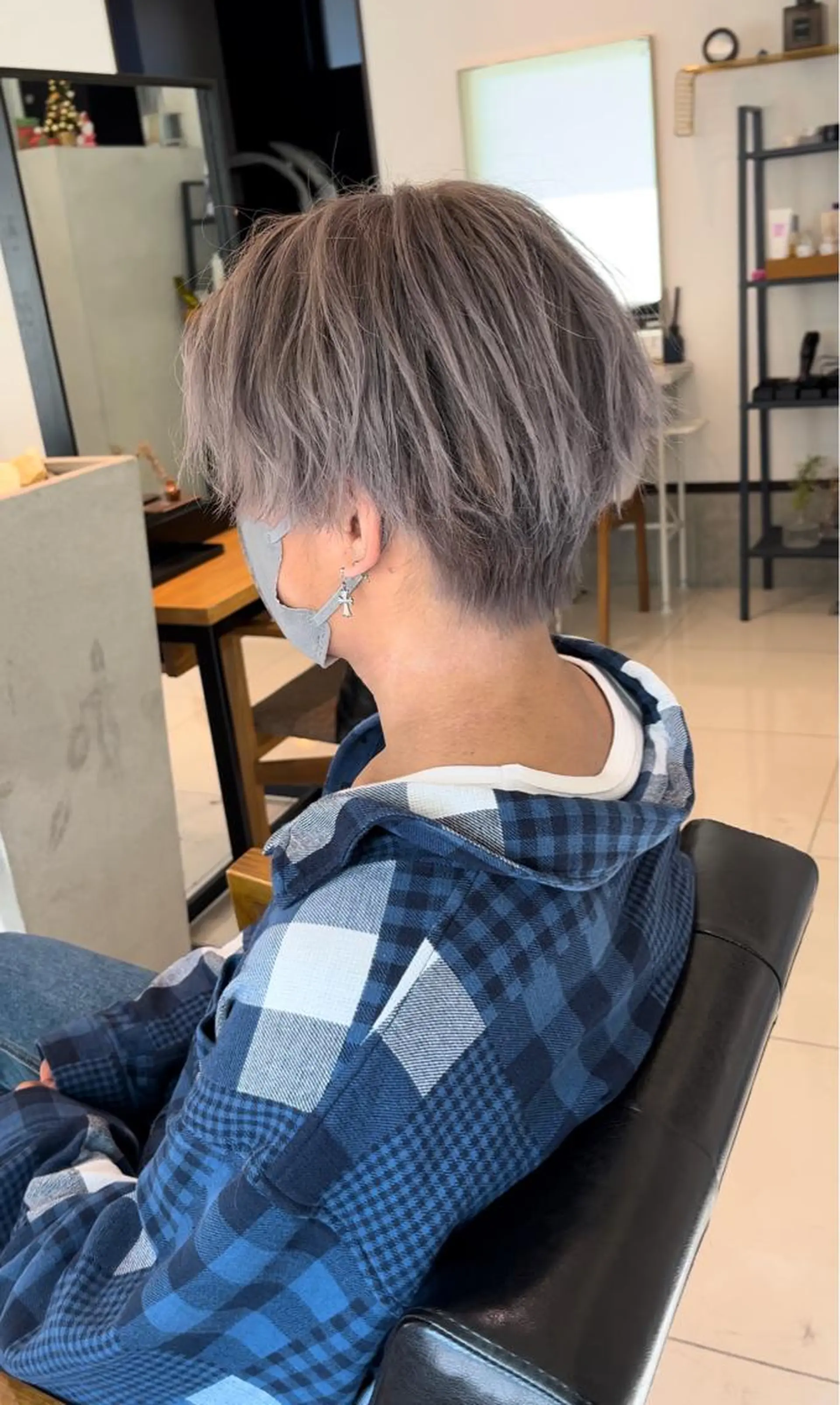 ショート カラー メンズ 手塚 亮汰のヘアスタイル