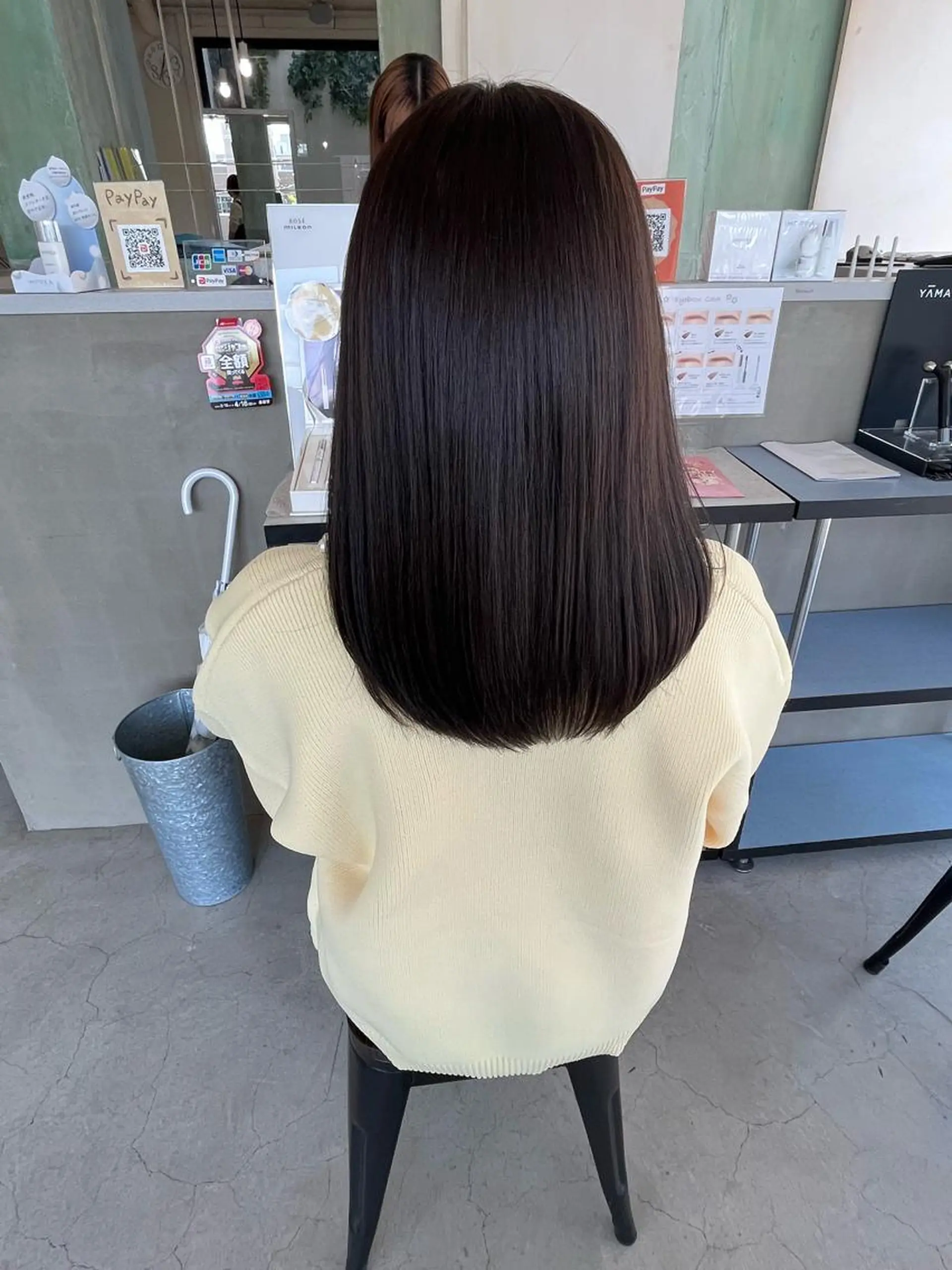 ミディアム ヘアカラー 渡辺 優のヘアスタイル