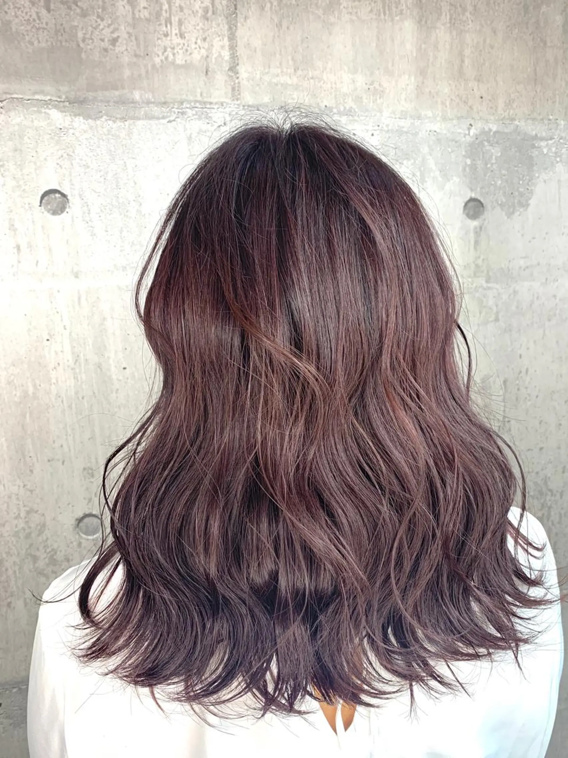 セミロング カラー 小関 茅里のマツエク・マツパデザイン