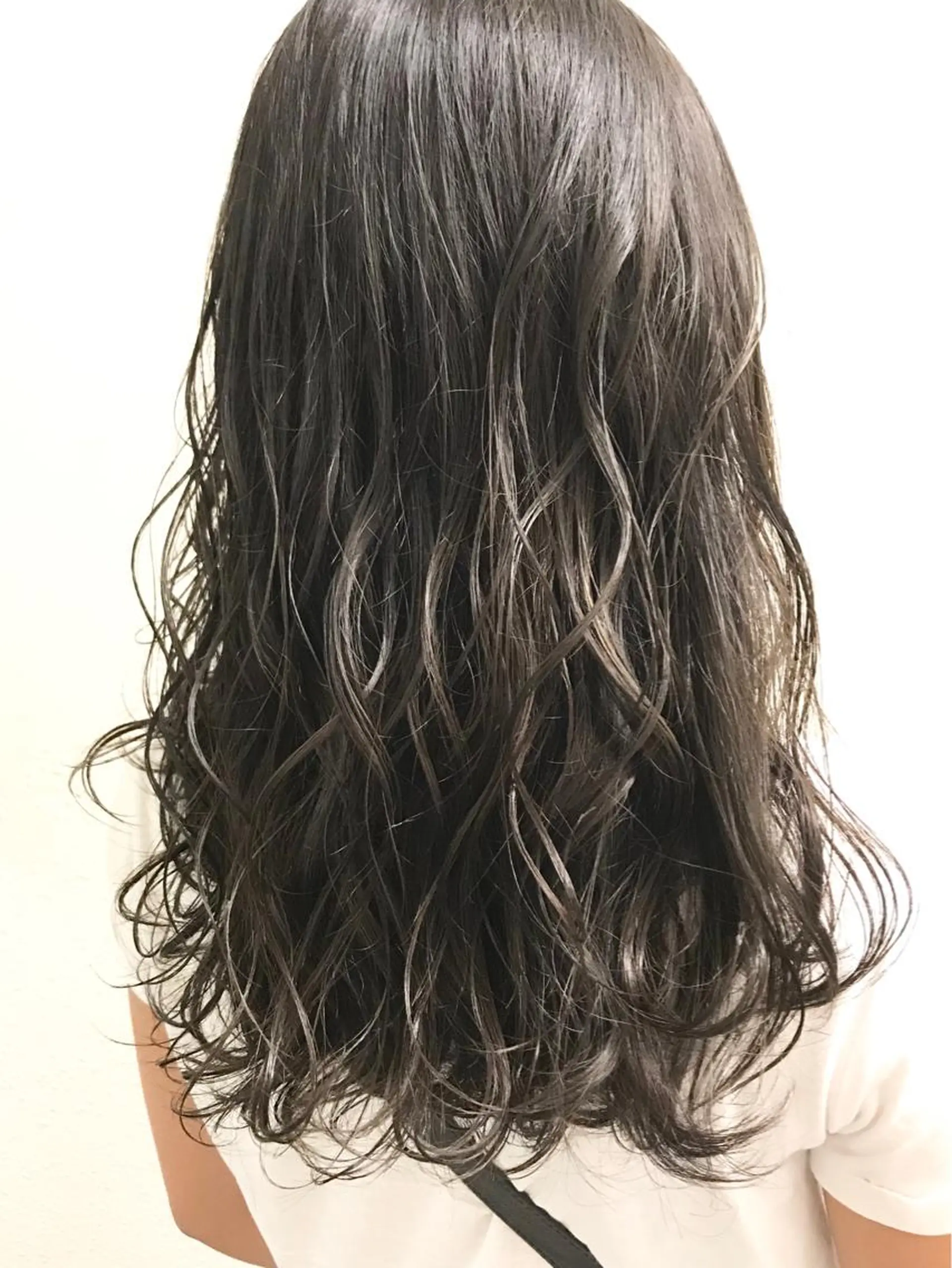 ロング カラー lucia RYOのヘアスタイル