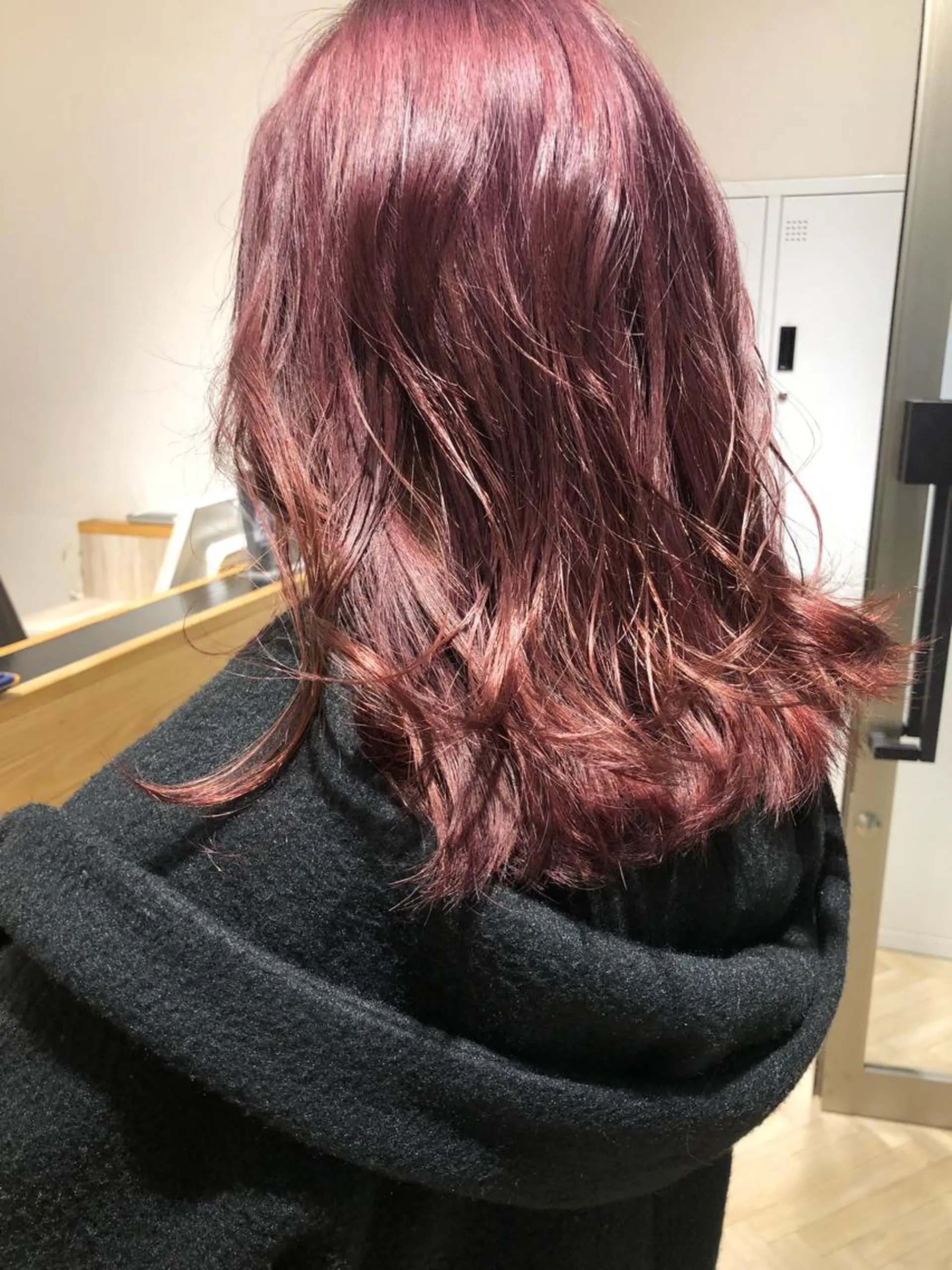 ロング カラー ピンクカラー カット ヘアカラー トリートメント ヘアセット 🌷ボブ/髪質改善 ストレートのヘアスタイル