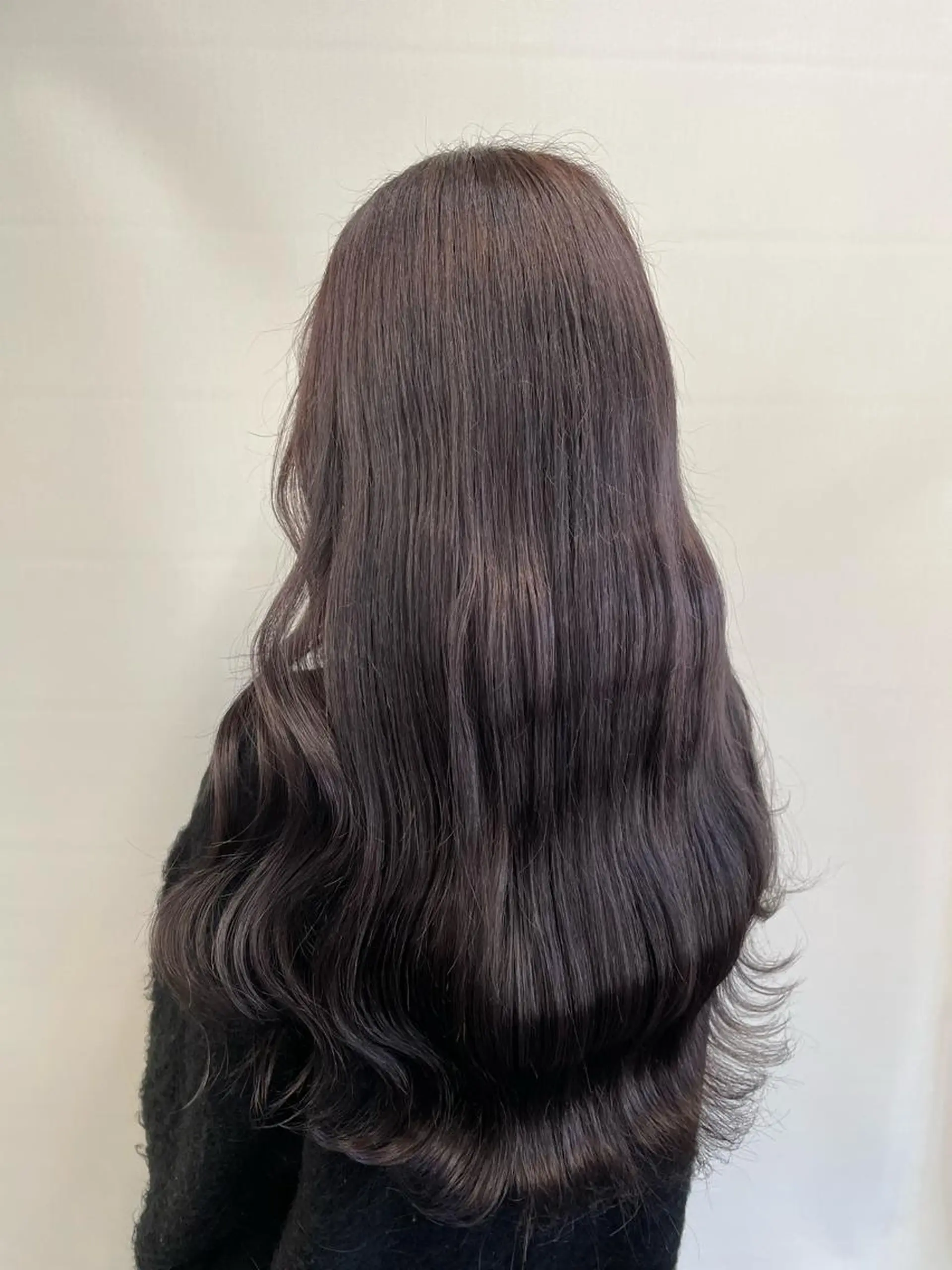 ロング カラー グレージュ パープルカラー パープルグレージュ 近藤 楓花のヘアスタイル