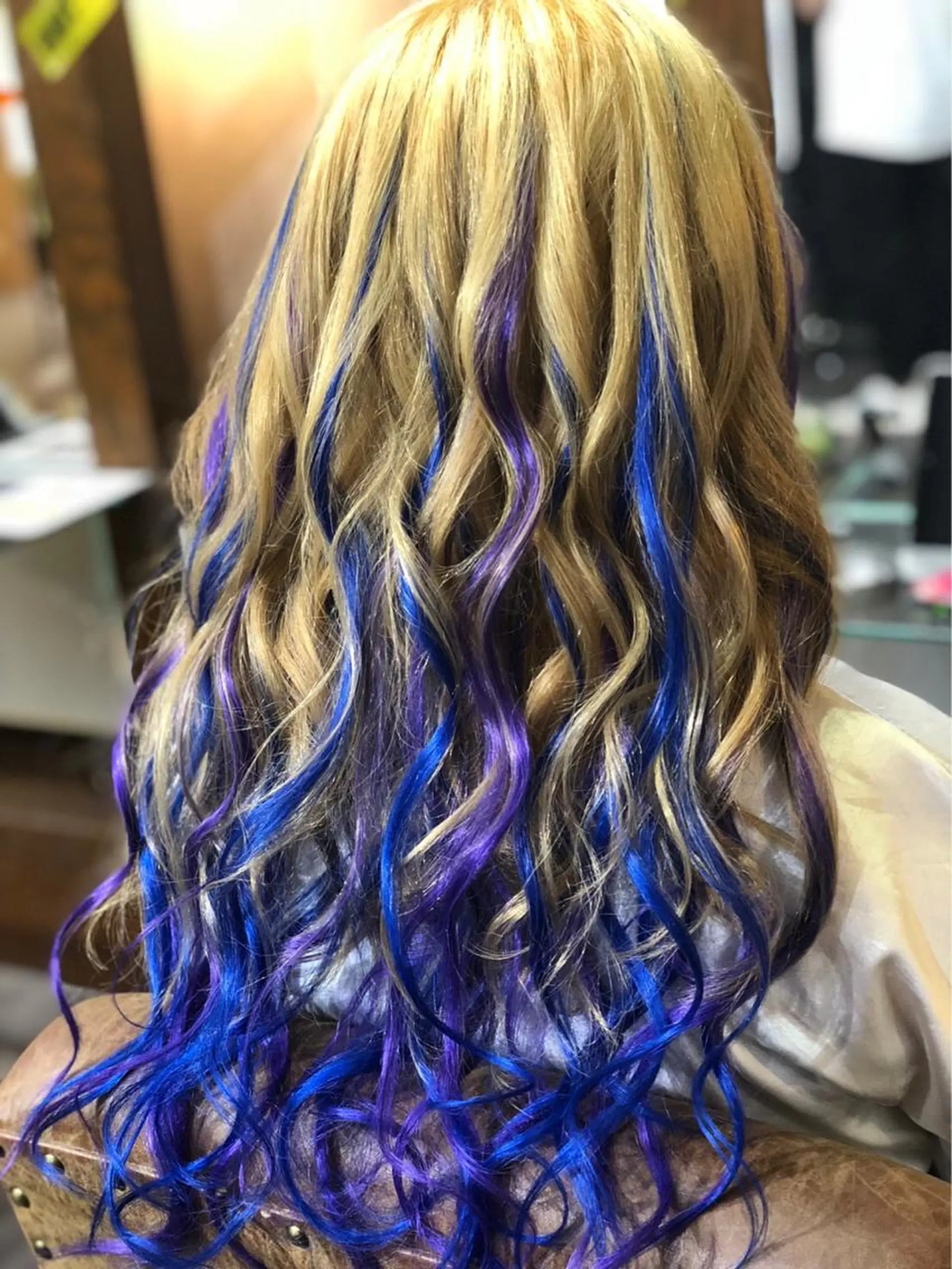 ロング BuzZ所属・西村 雄二/エクステのヘアスタイル