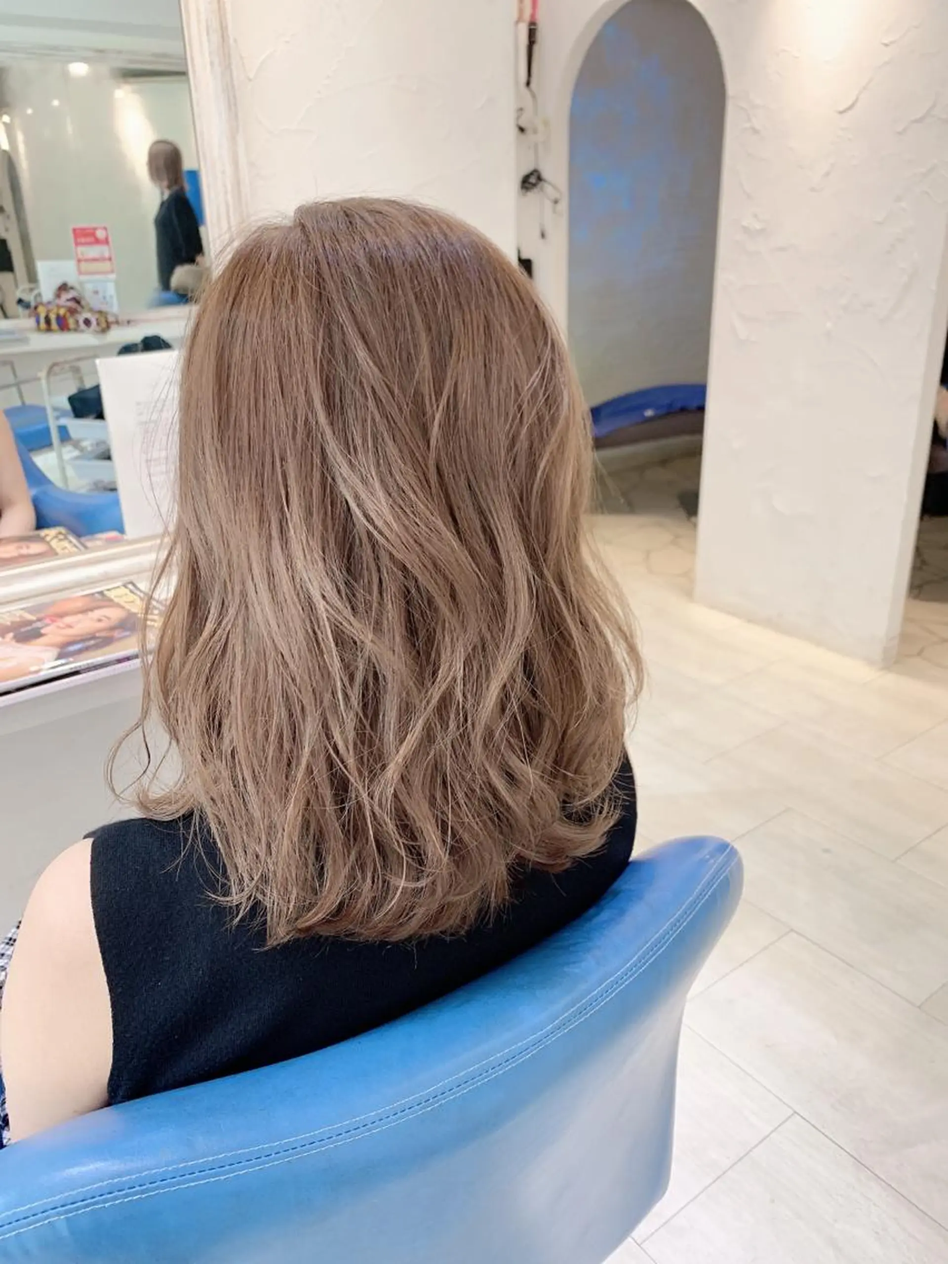 ミディアム カラー uros.所属・中目黒✂︎店長✂︎ TOMOHIROのヘアスタイル