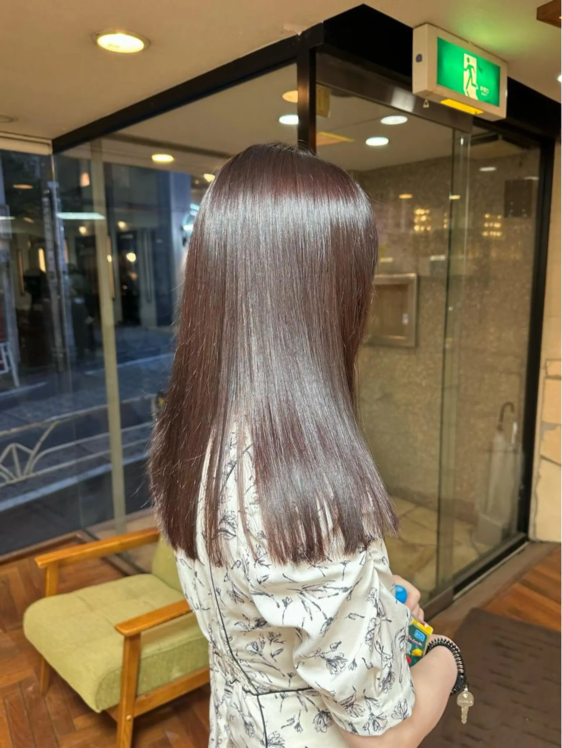 ミディアム カラー ブリーチ ラベンダーカラー ラベンダーピンク ブリーチなしカラー ピンクカラー 矢野 晃平のヘアスタイル