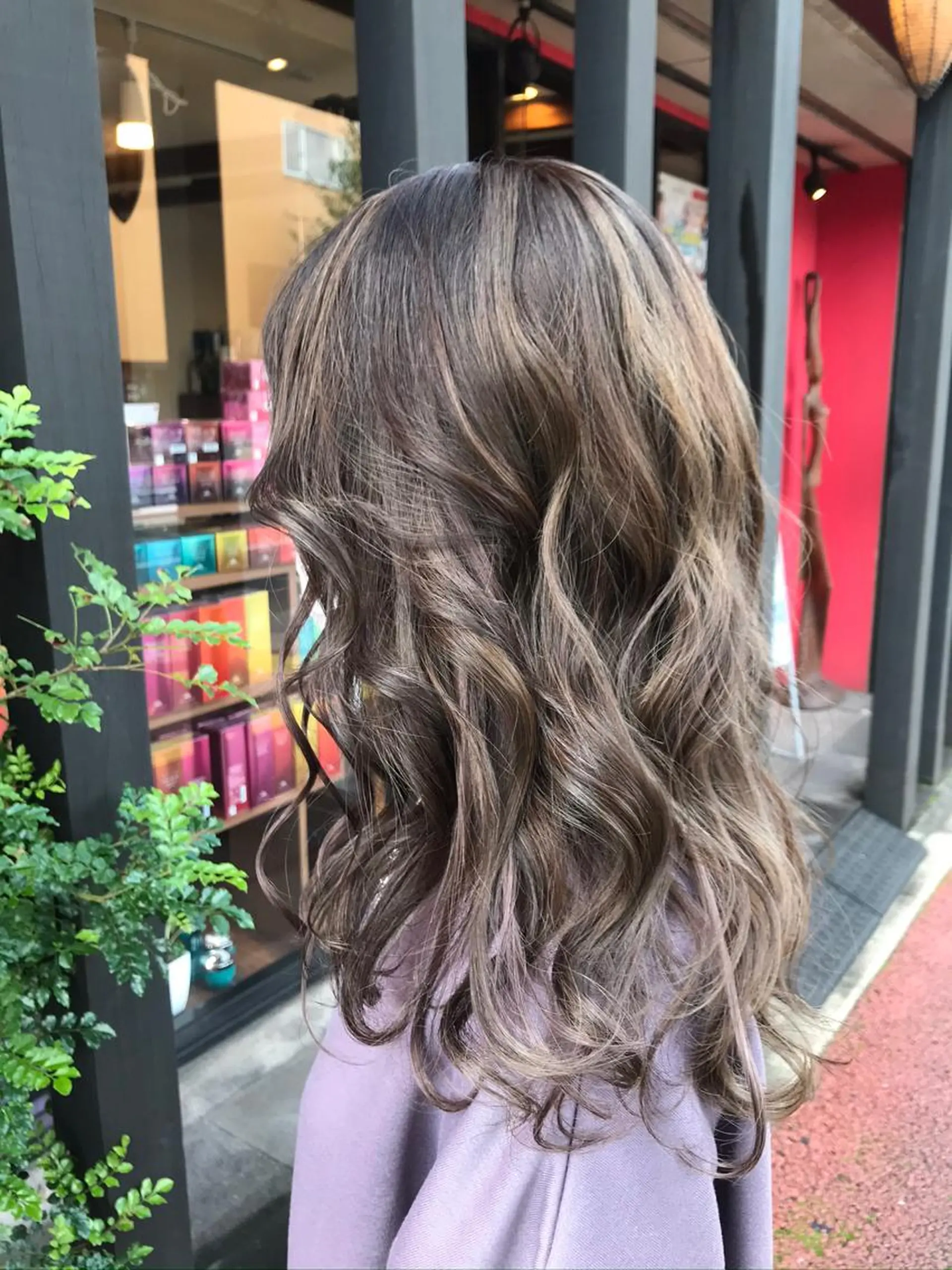 カラー 坂野 結子のヘアスタイル