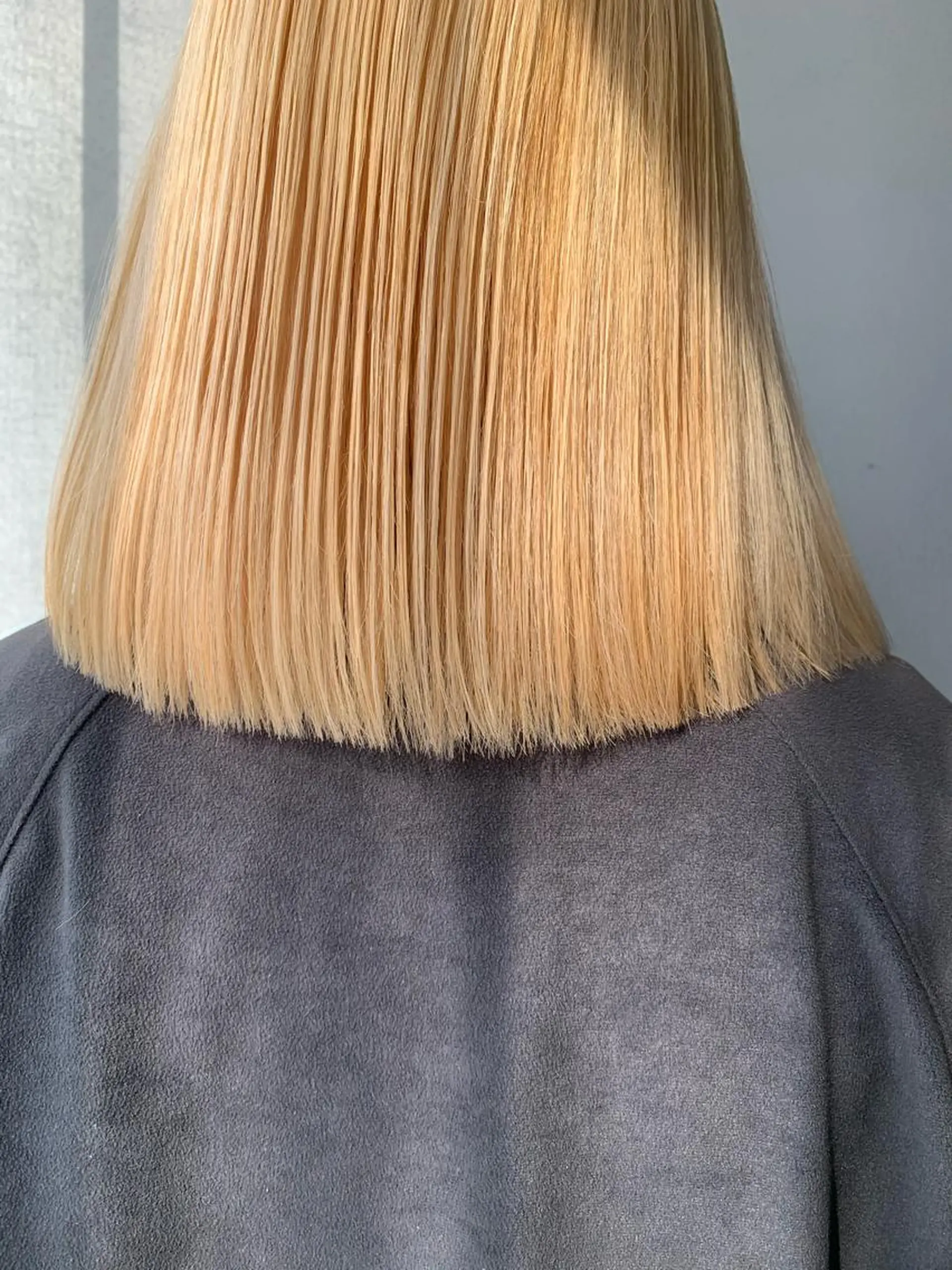 セミロング カラー ボブパーマコテ巻き風 パーマNo1深江秀平のヘアスタイル