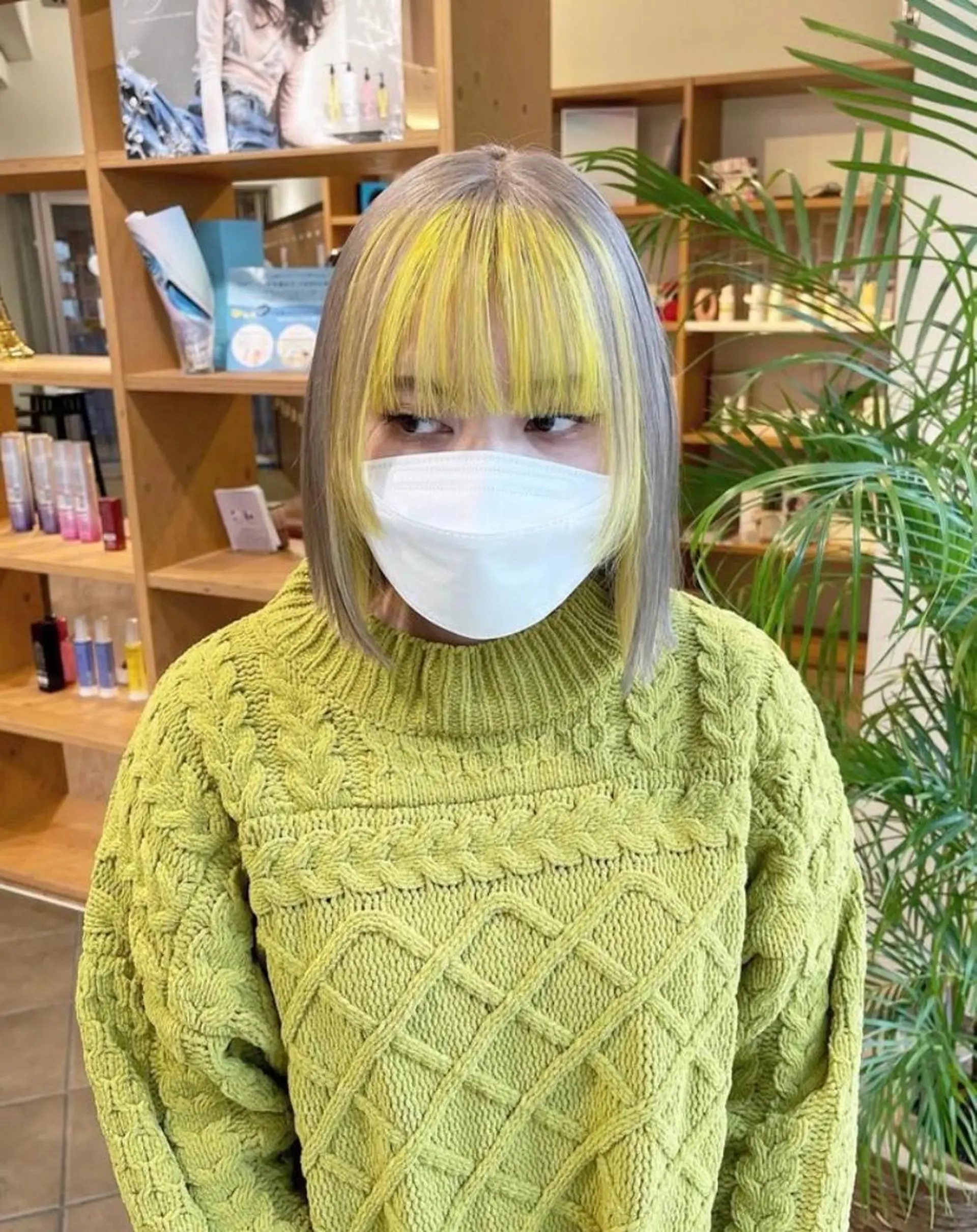 カラー シオカワ ケンショウのヘアスタイル