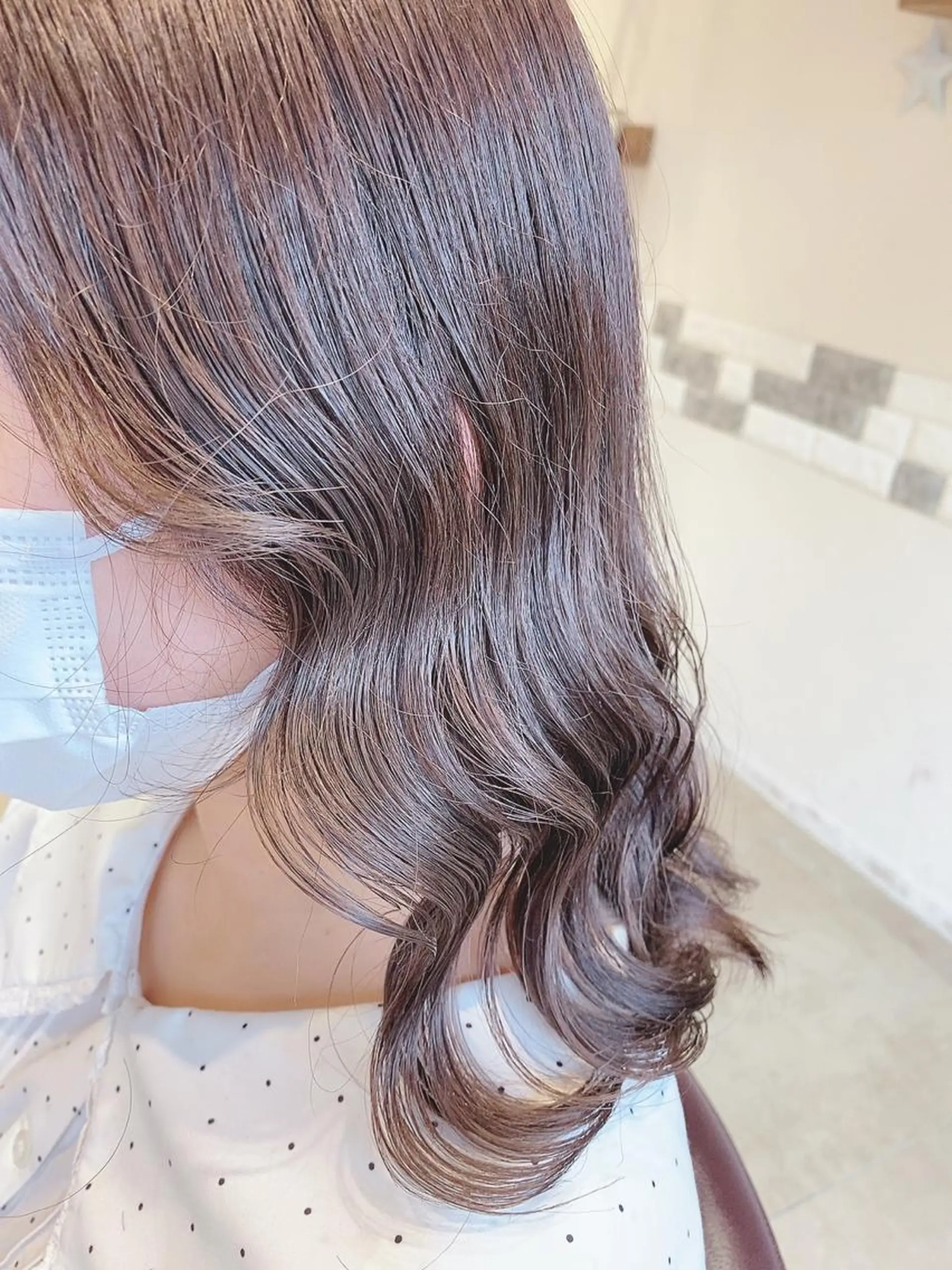 セミロング ヘアカラー トリートメント Elle✂︎ Riinaのヘアスタイル