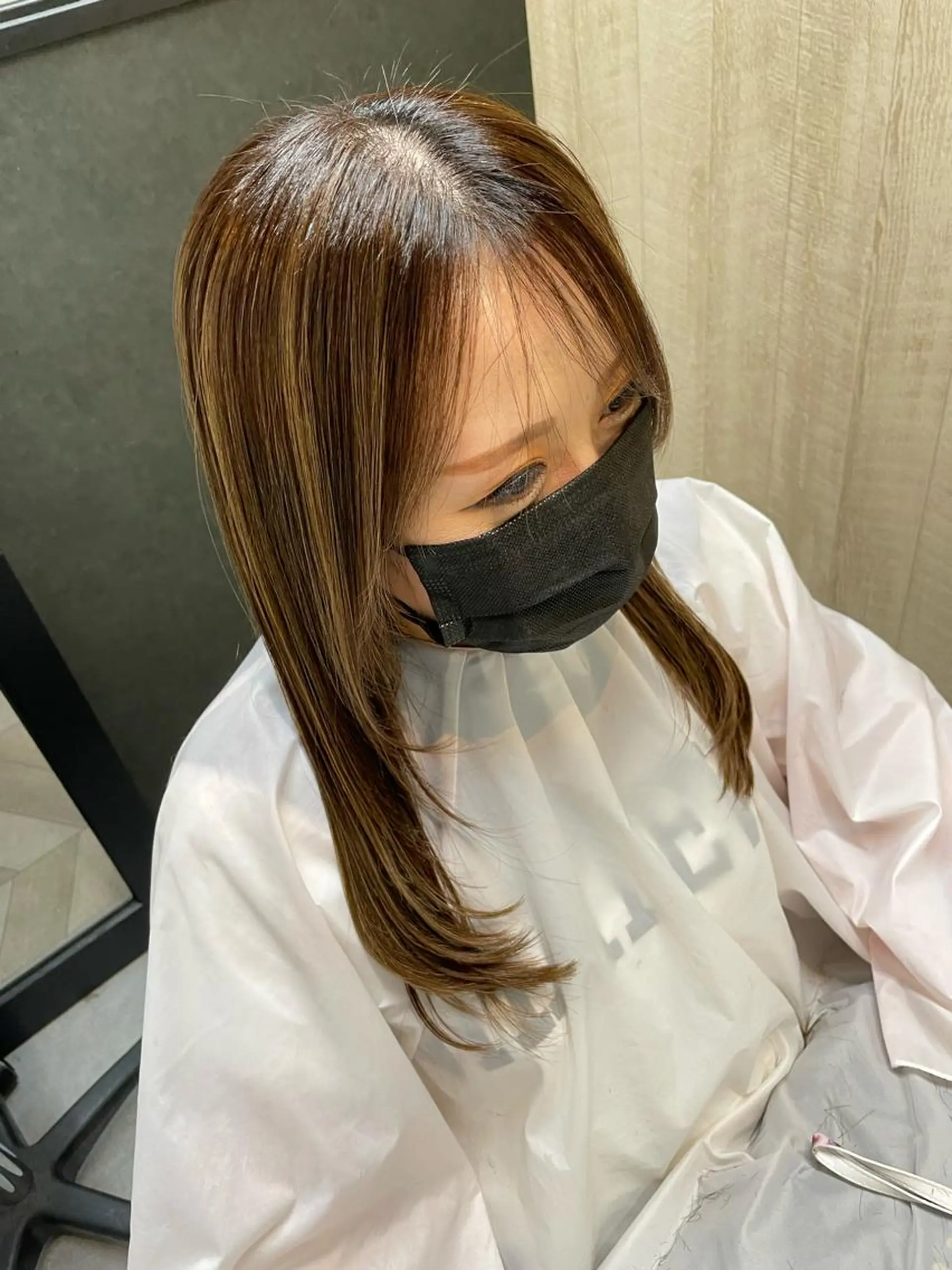 セミロング カット ヘアカラー 縮毛矯正 トリートメント 断られる髪に答えを ♣️井上秀樹♠️のヘアスタイル
