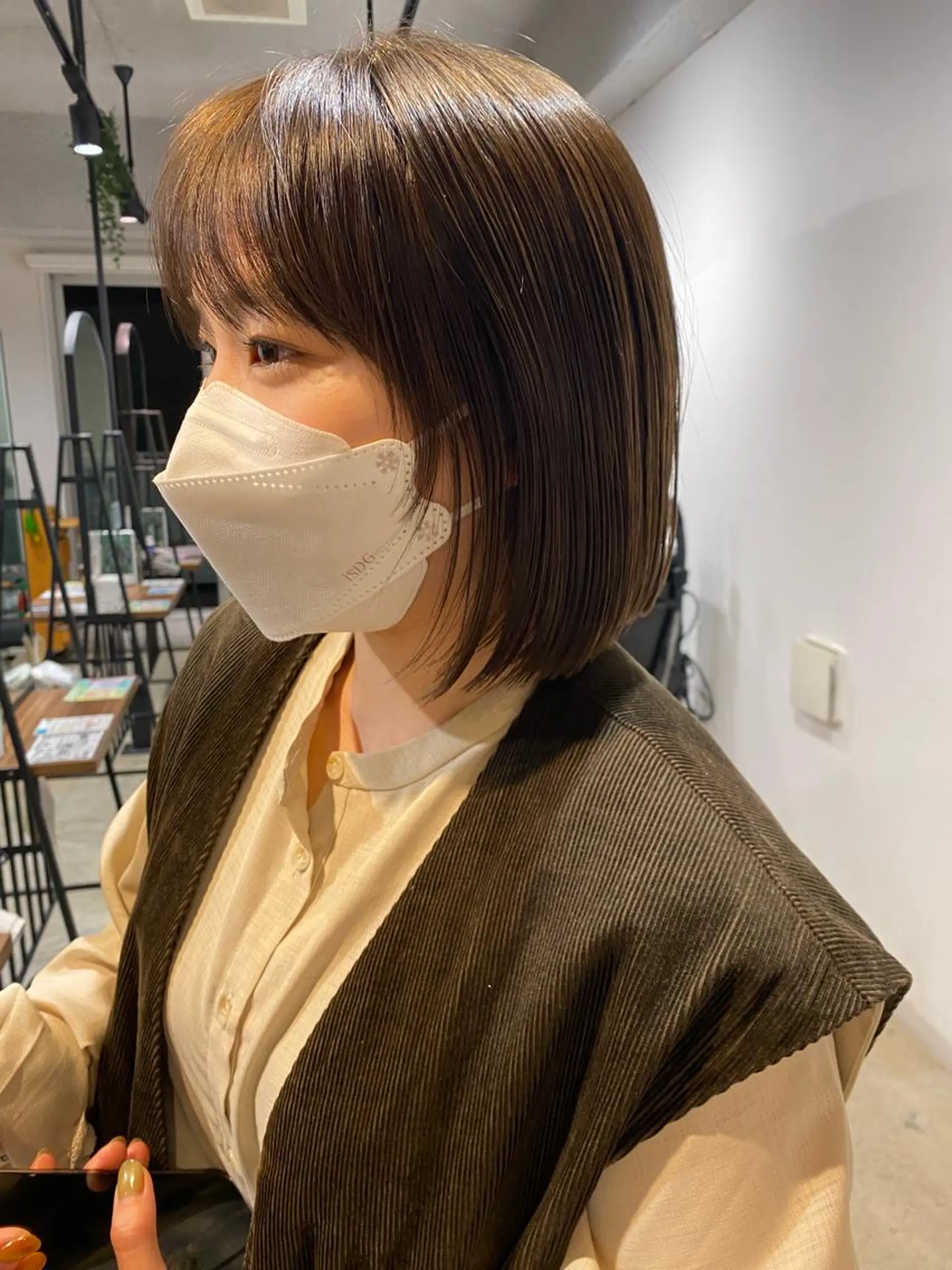 ショート カラー グレージュ ボブ 顔まわりレイヤー 顔周りカット レイヤーカット レイヤー/大人ボブ 渡邉【日吉美容室】のヘアスタイル